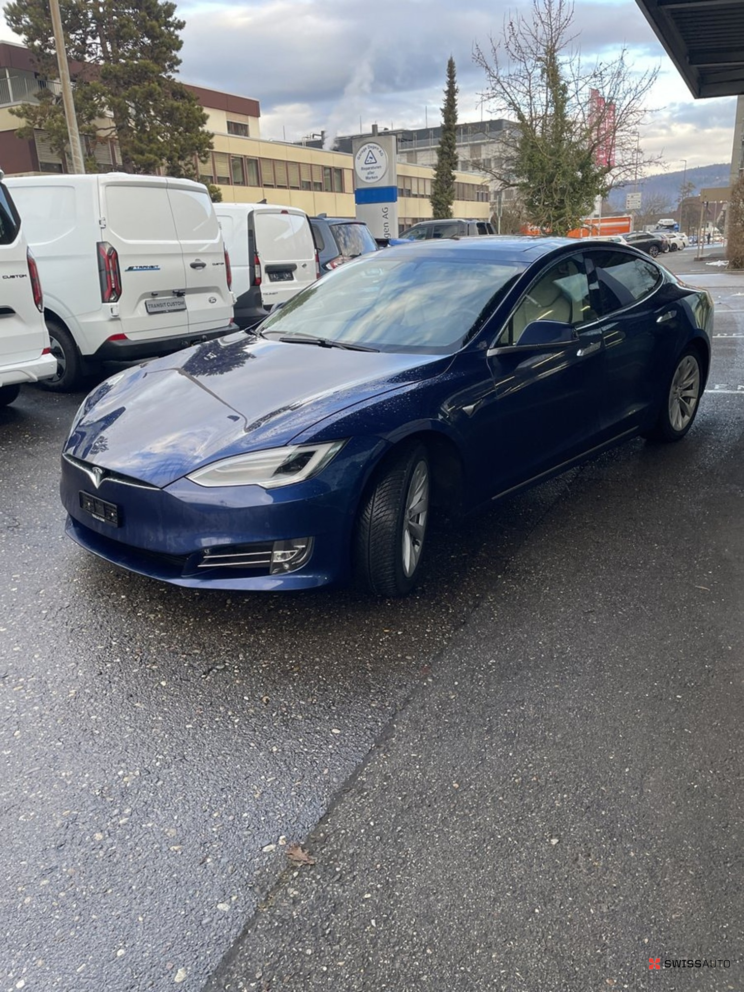 Auction Image