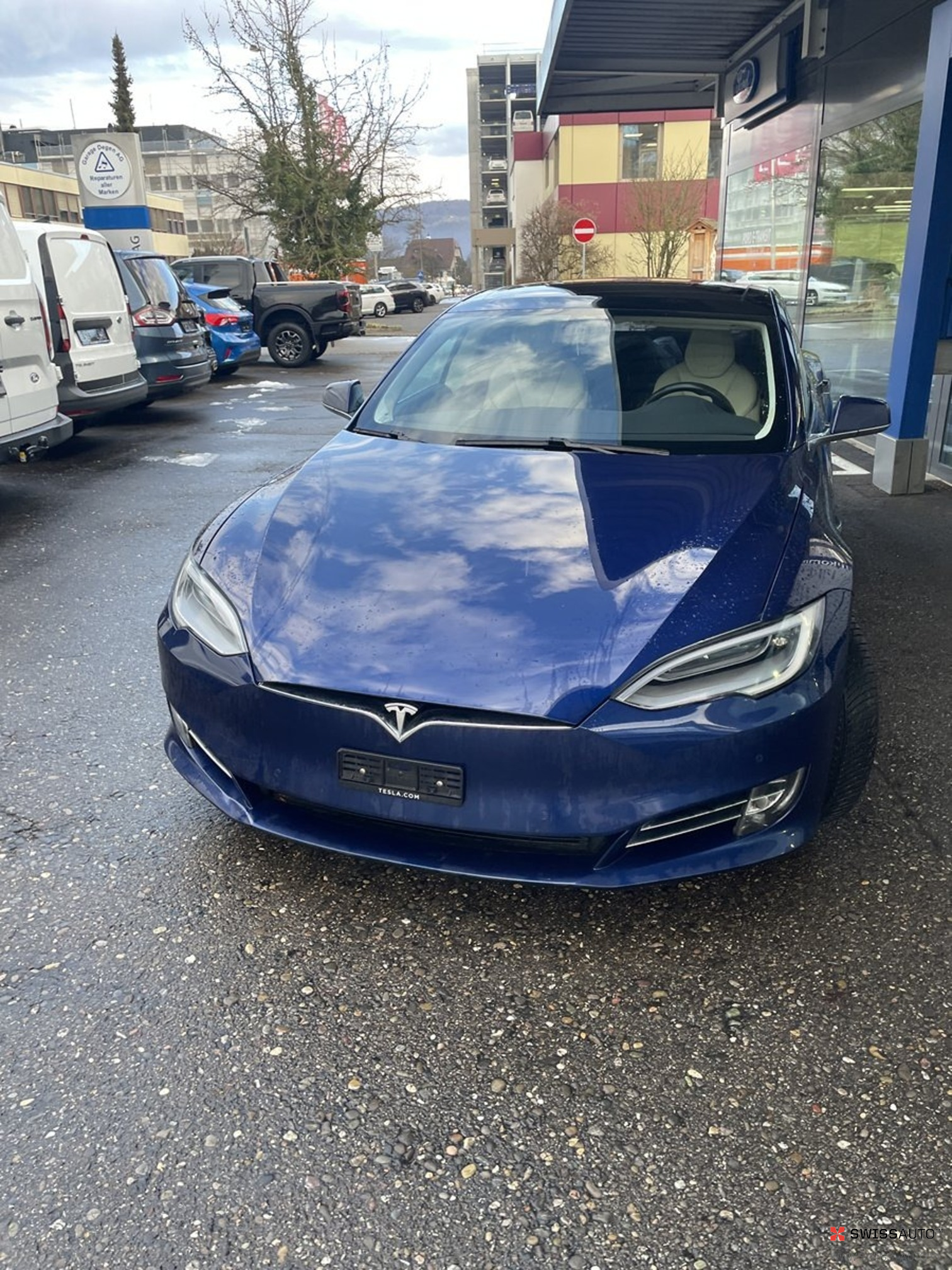 Auction Image