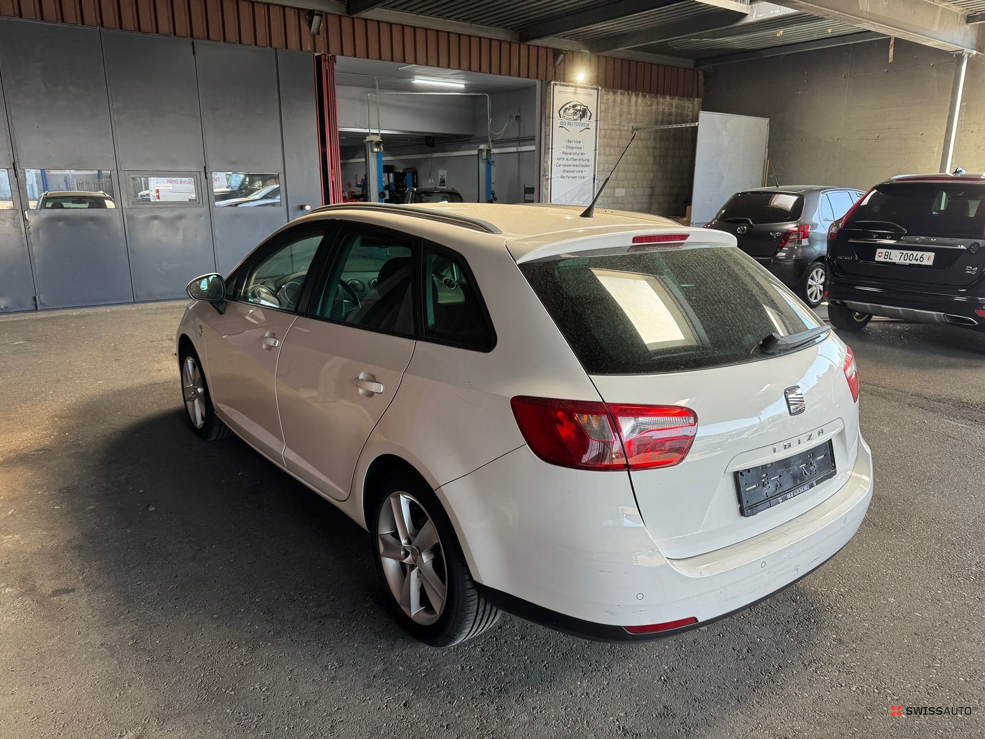 Auction Image