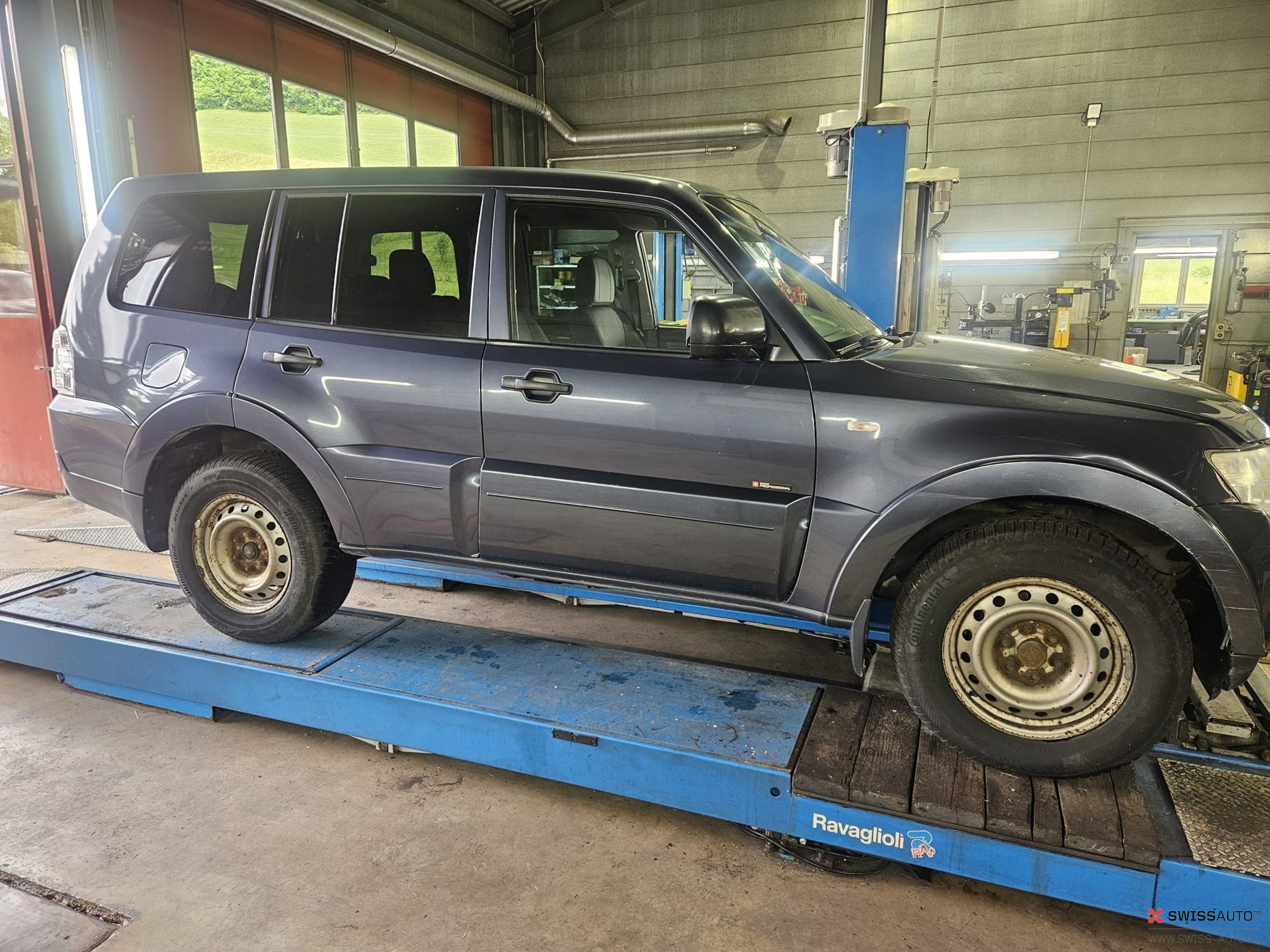 Auction Image