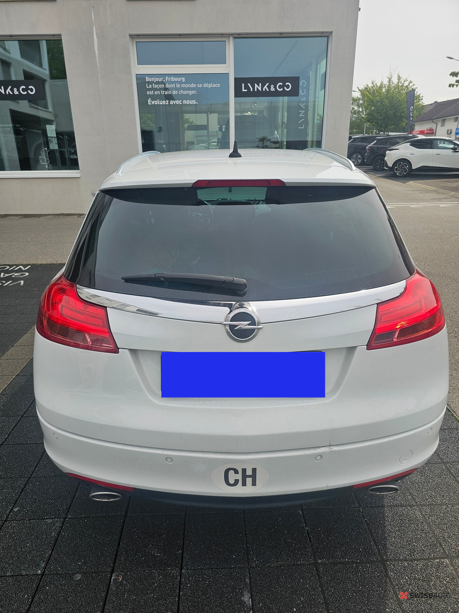 Auction Image