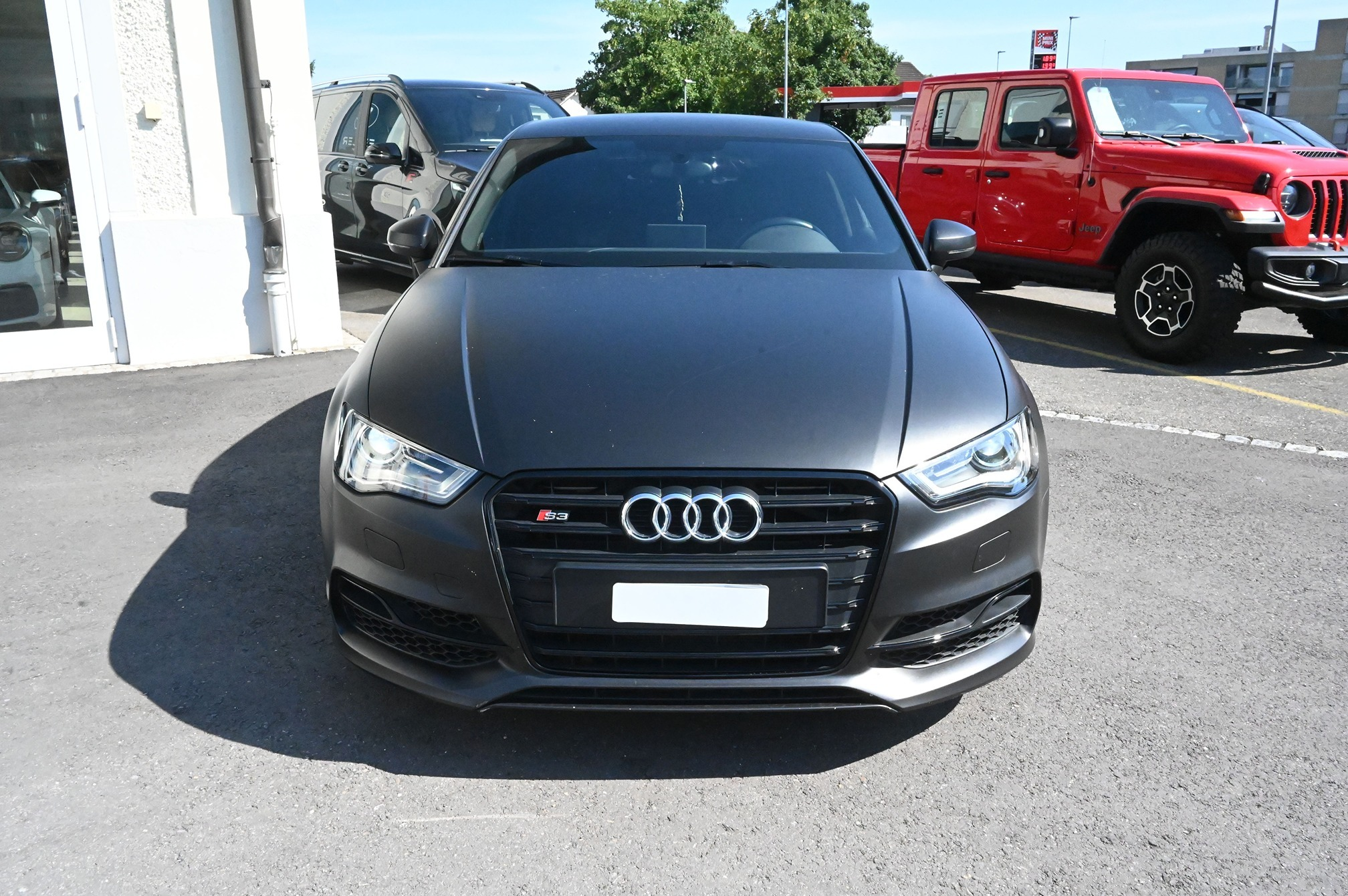 Auction Image