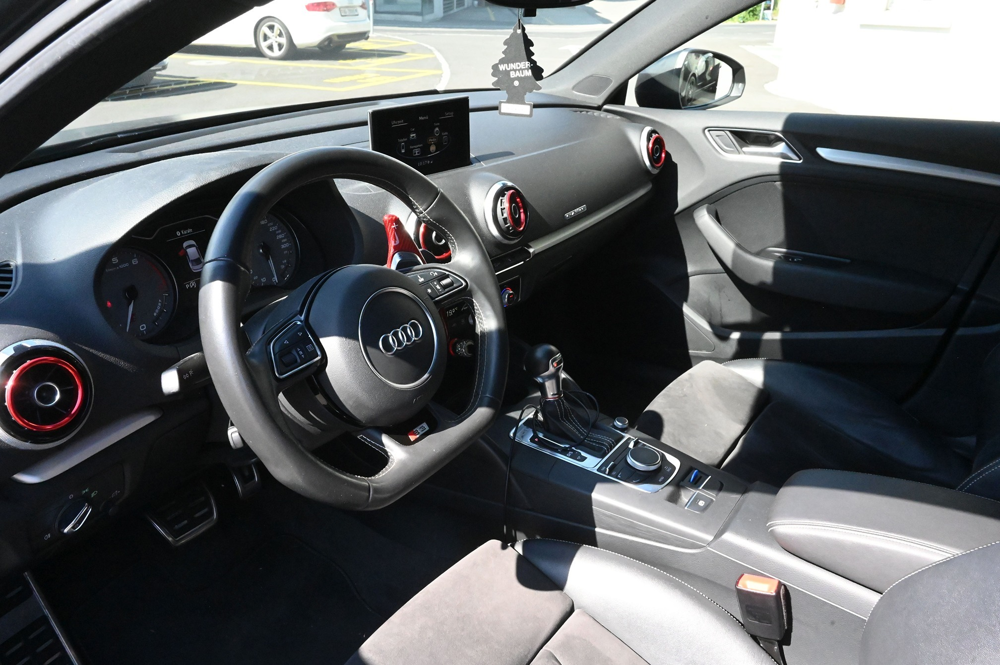 Auction Image