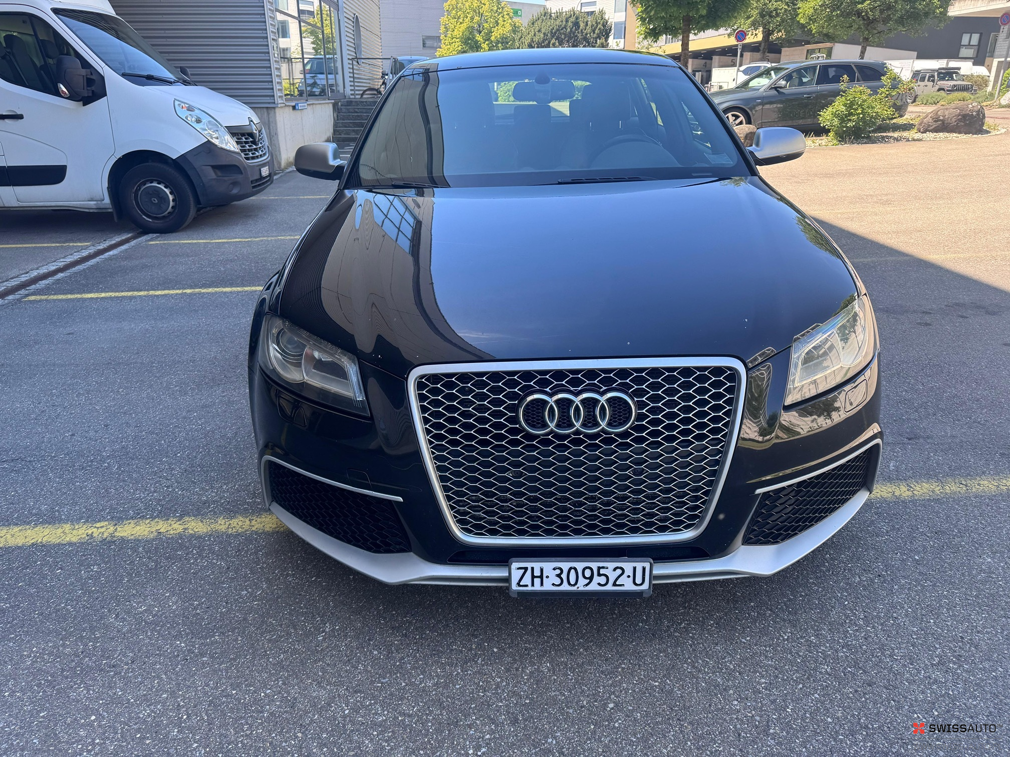Auction Image