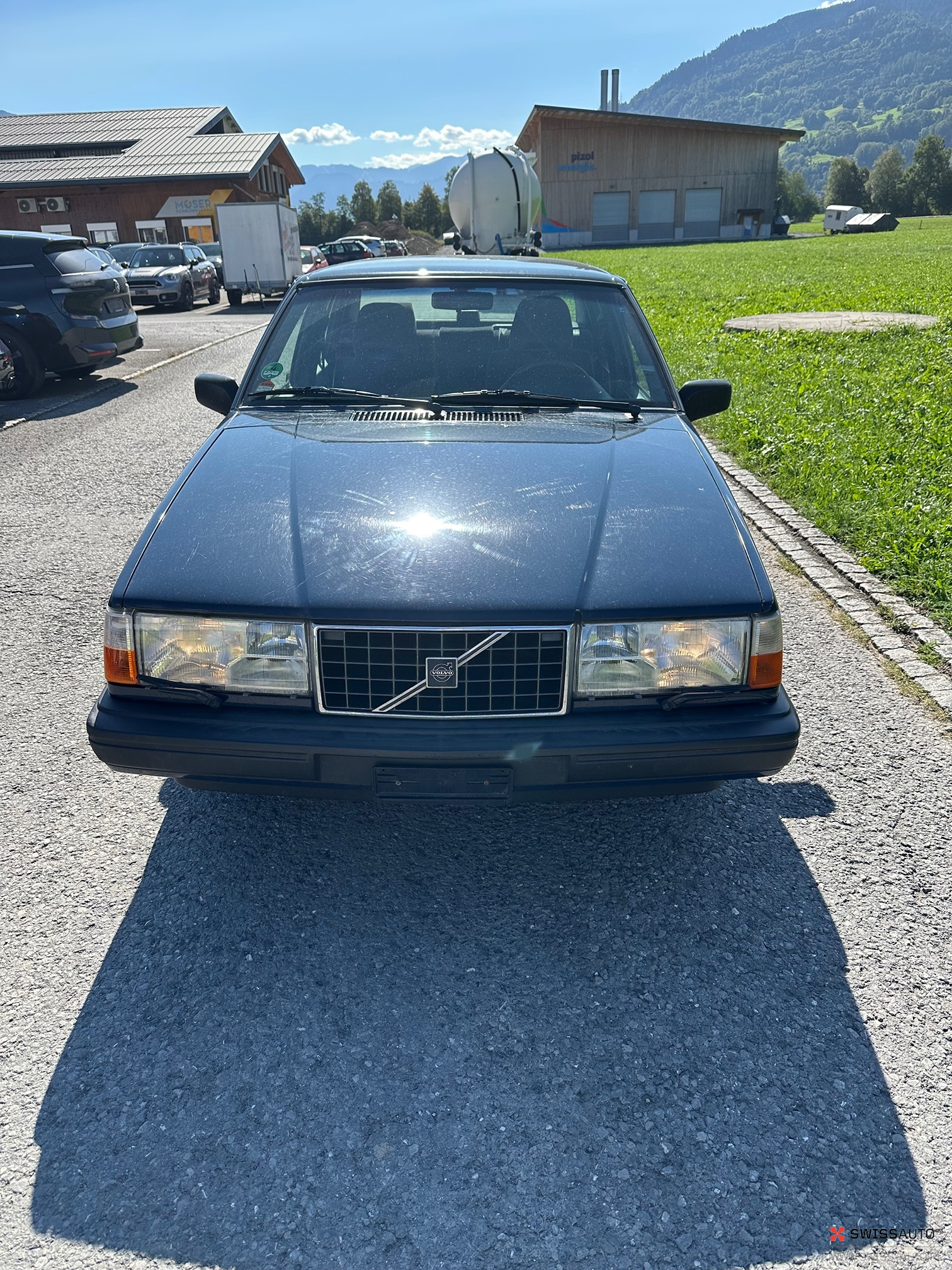 Auction Image