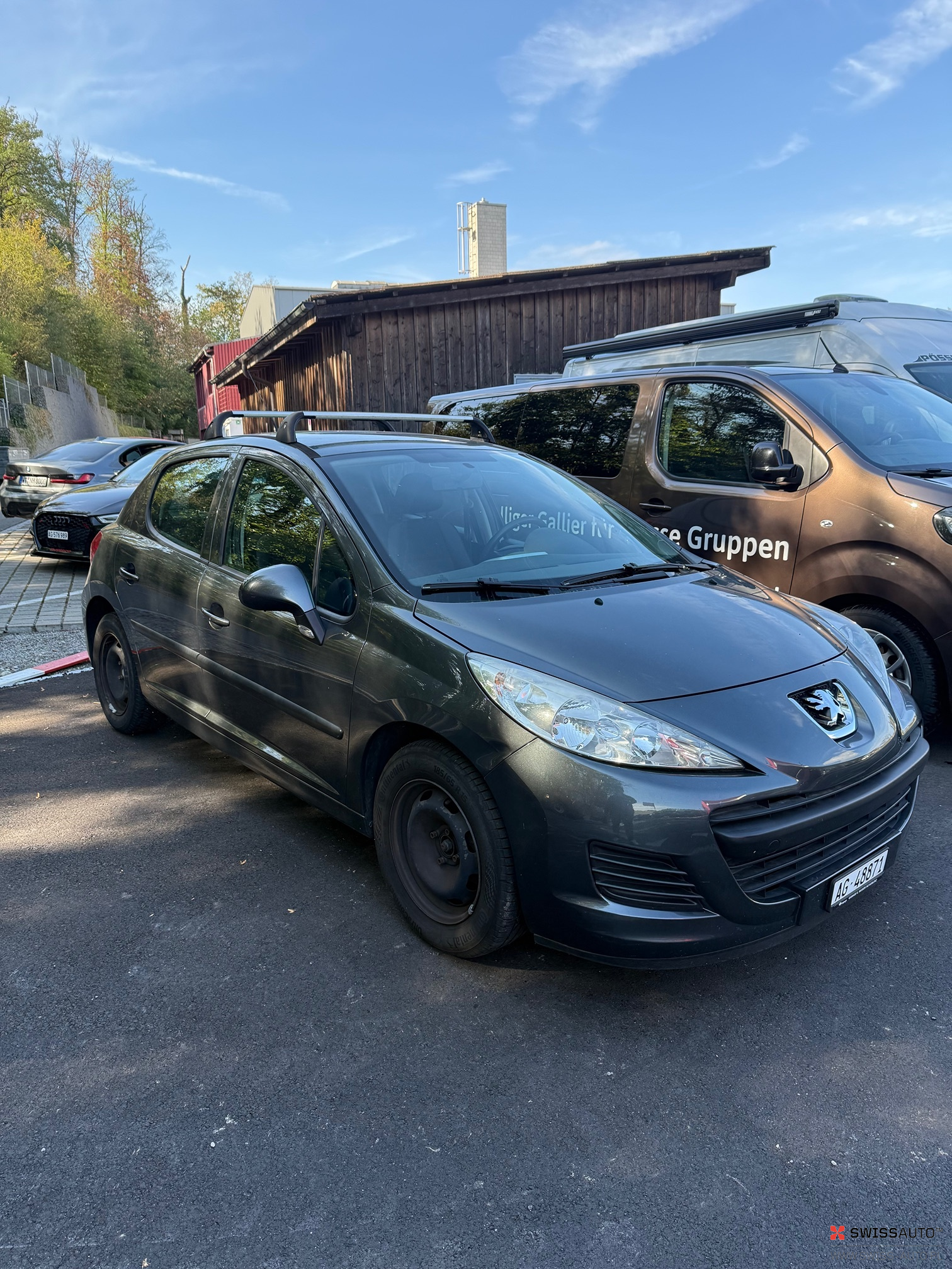 Auction Image