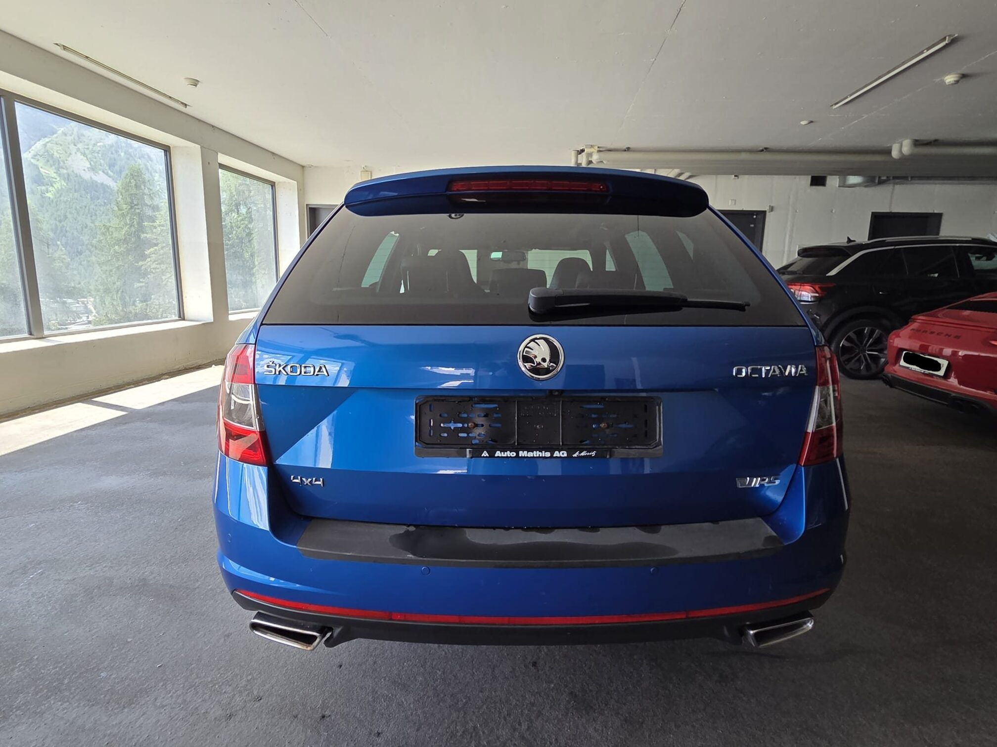 Auction Image