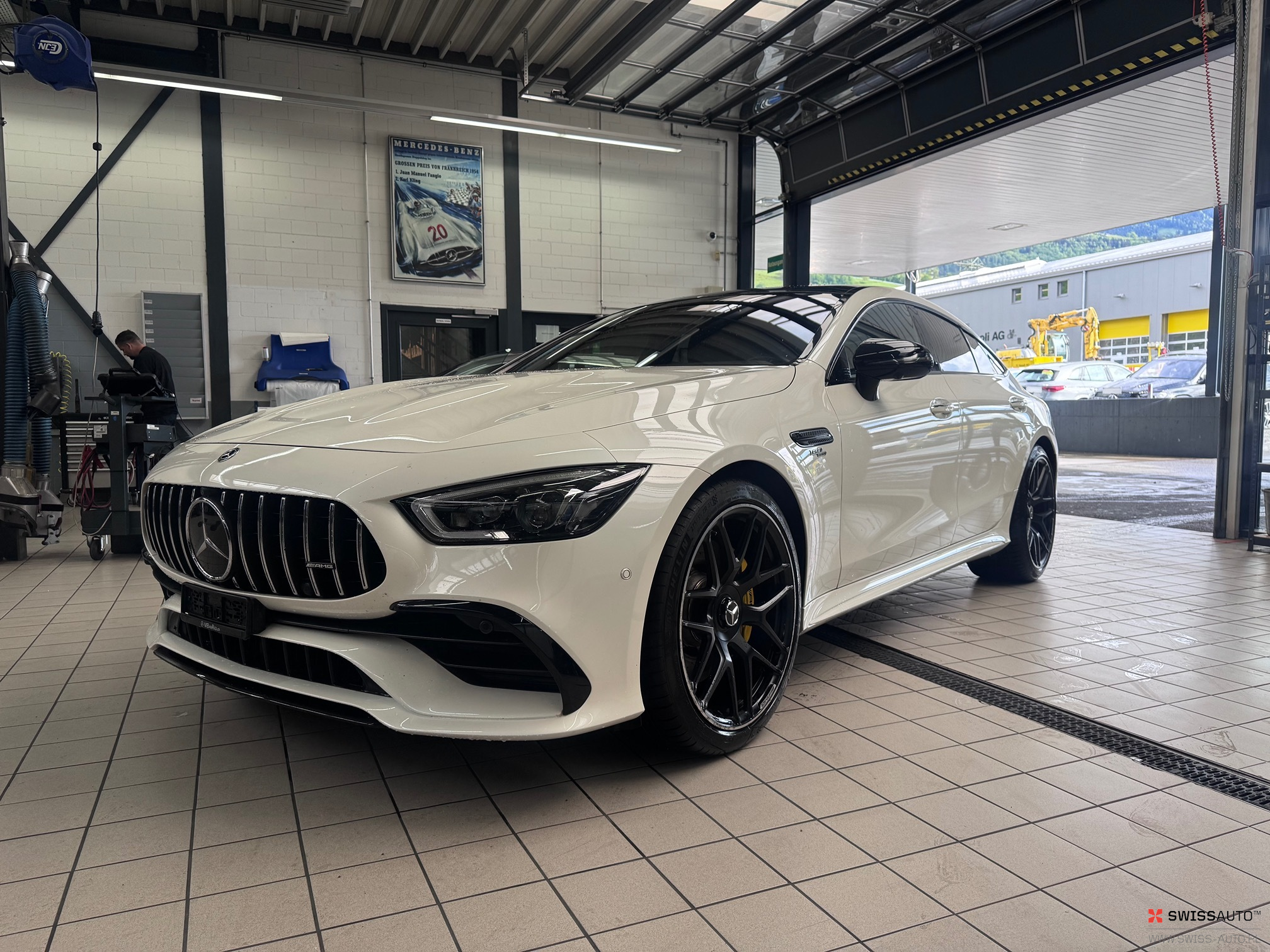 Auction Image