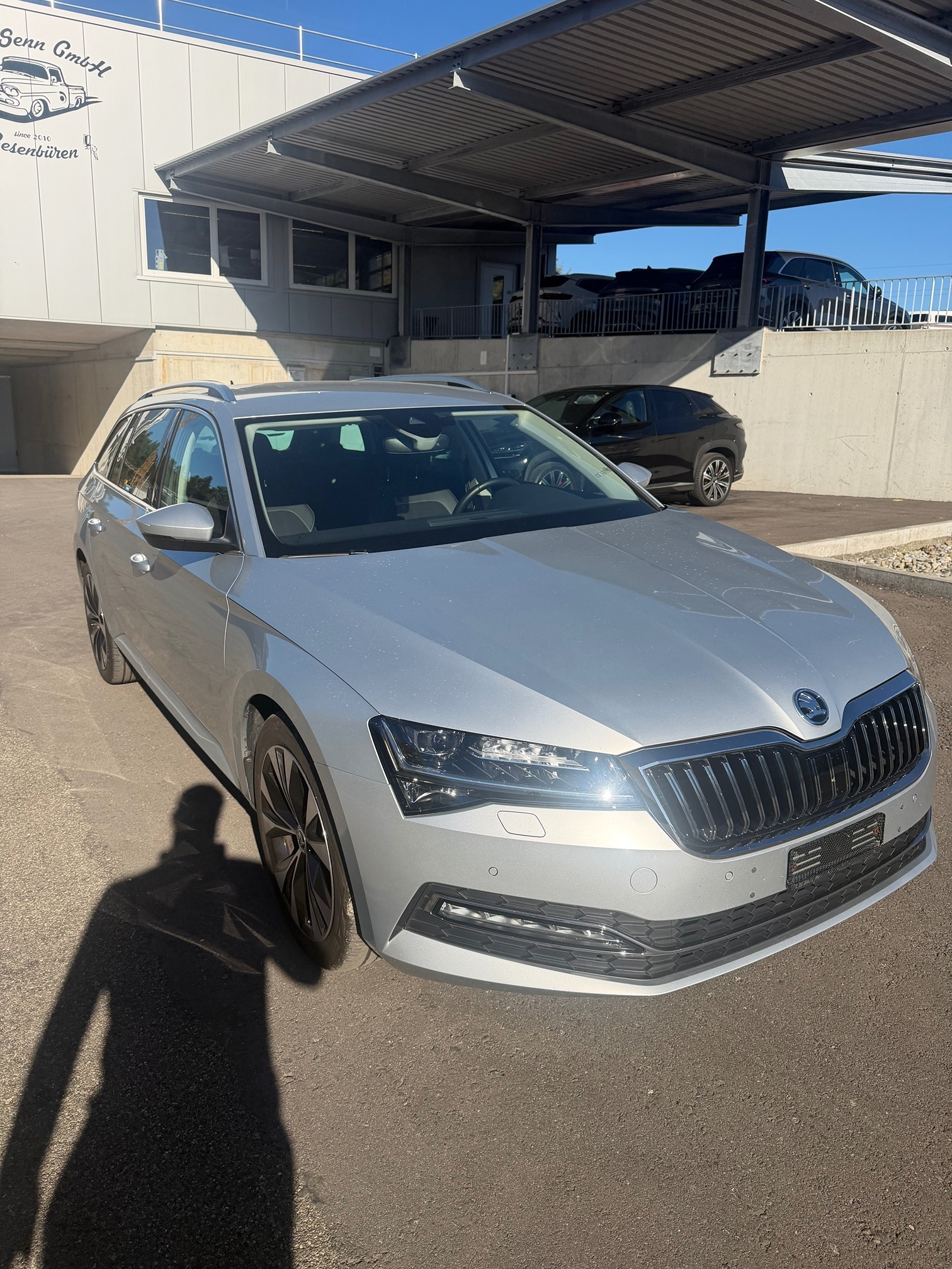 Auction Image