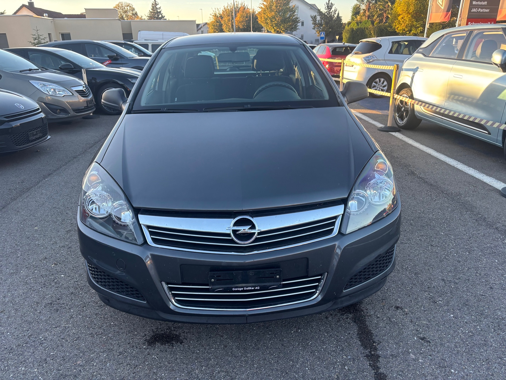 Auction Image