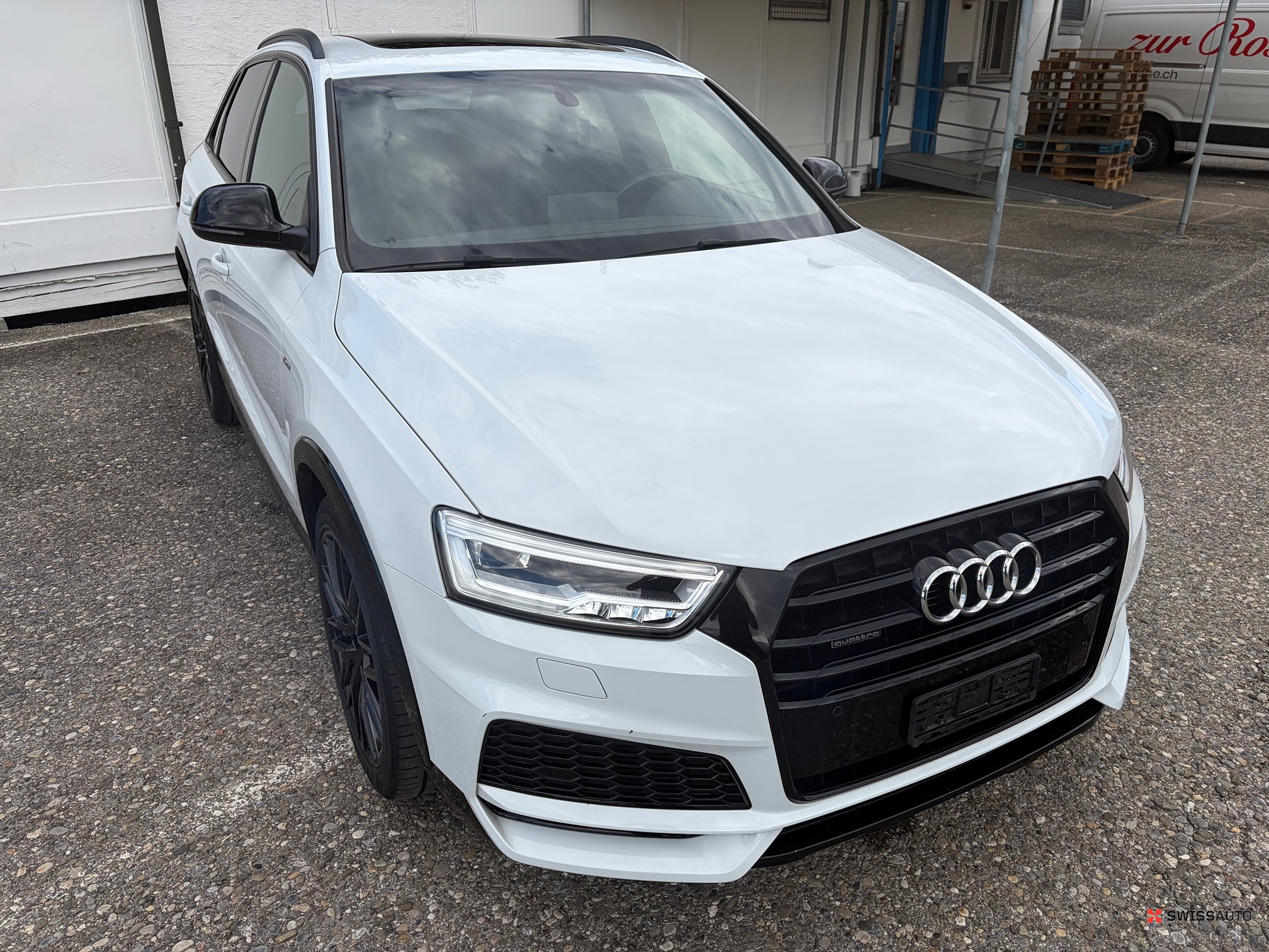 Auction Image