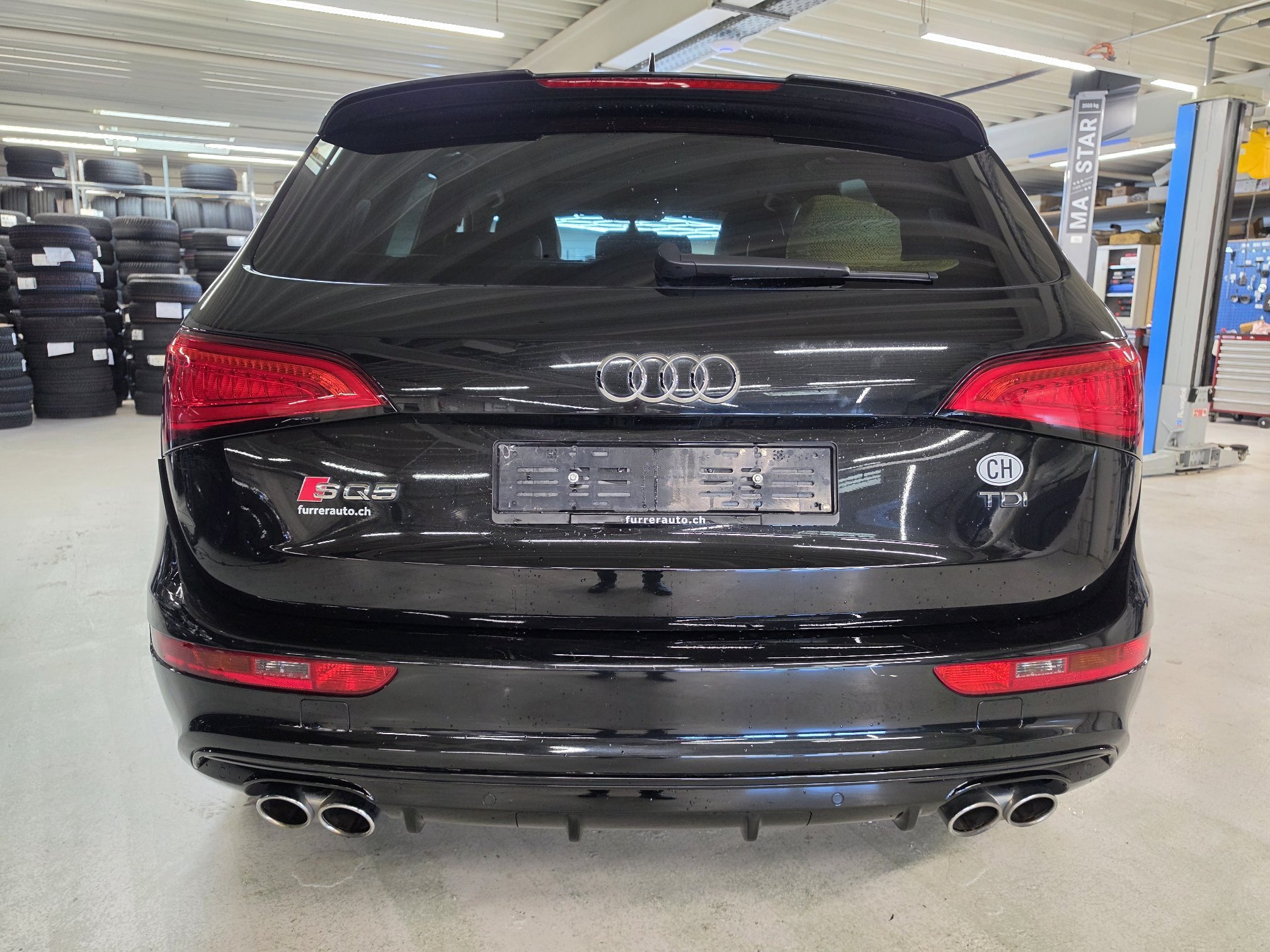 Auction Image