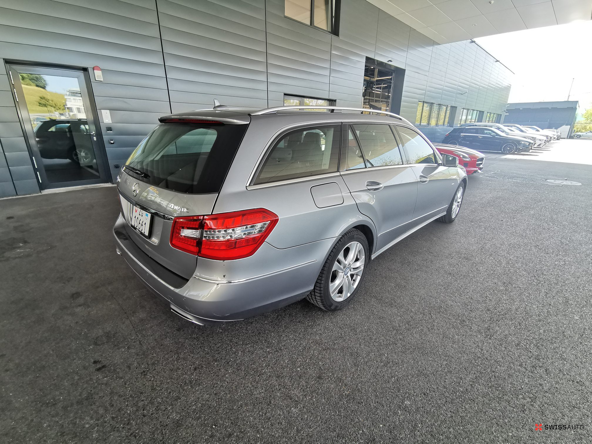 Auction Image