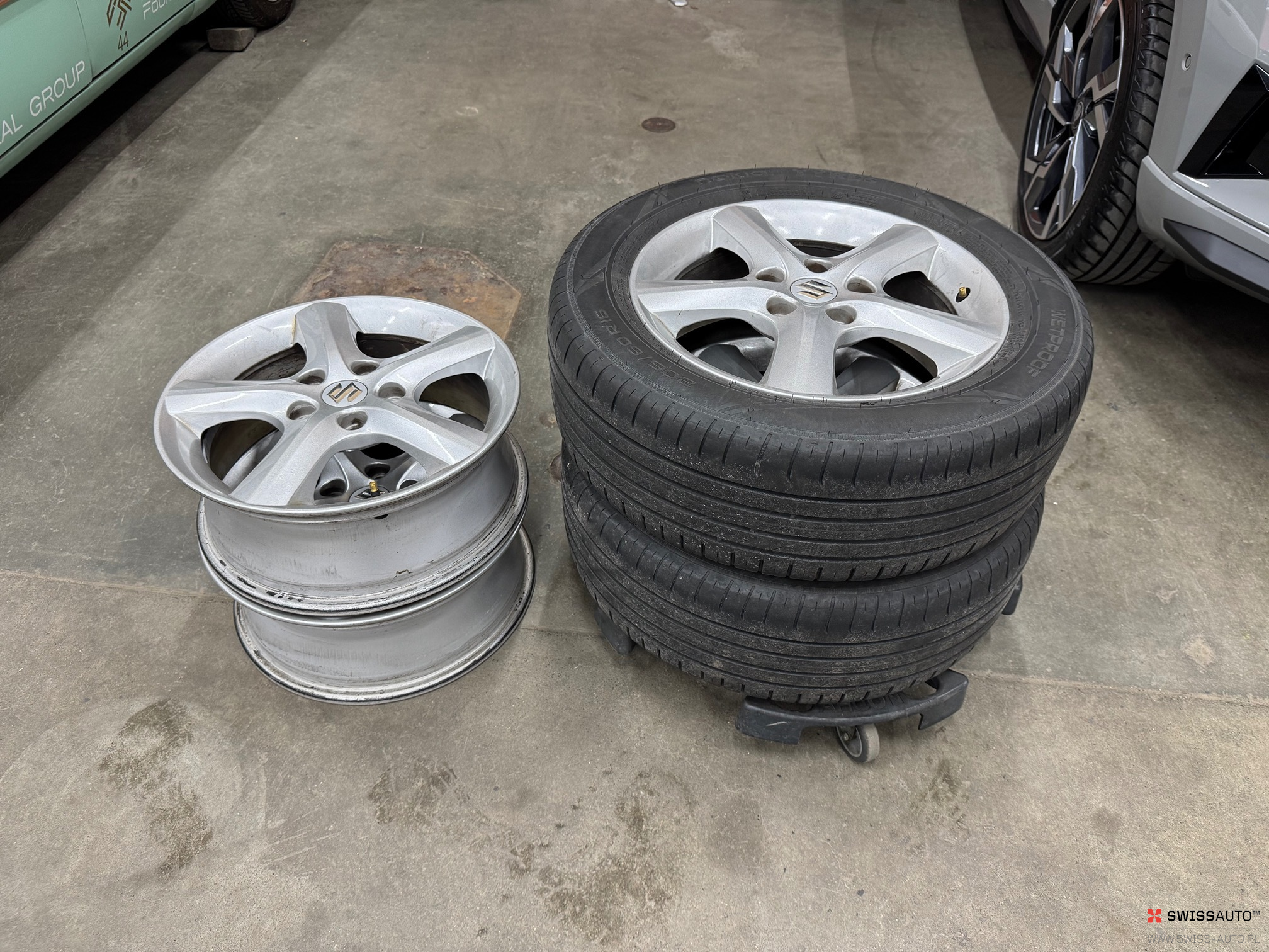 Auction Image
