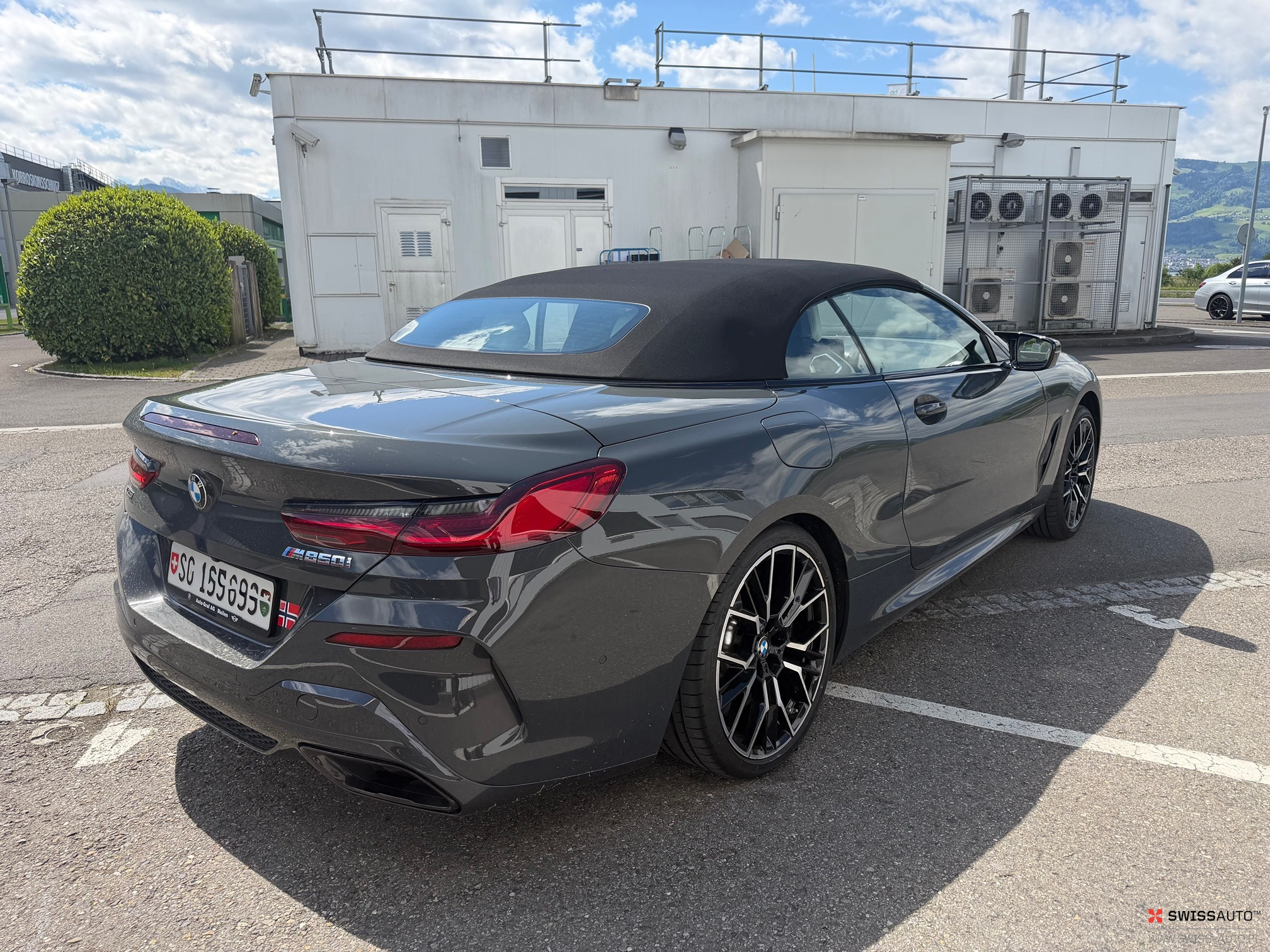 Auction Image