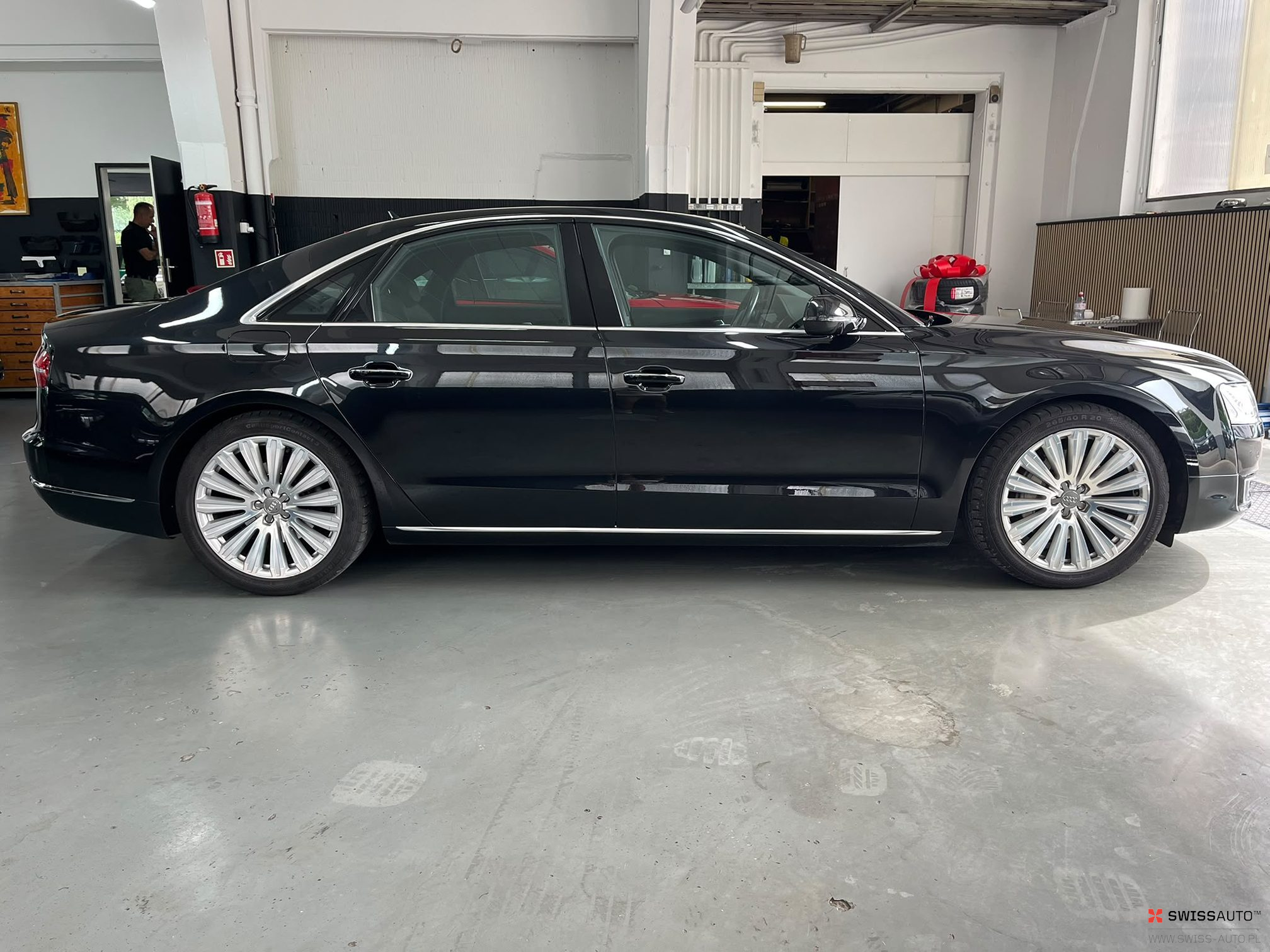 Auction Image