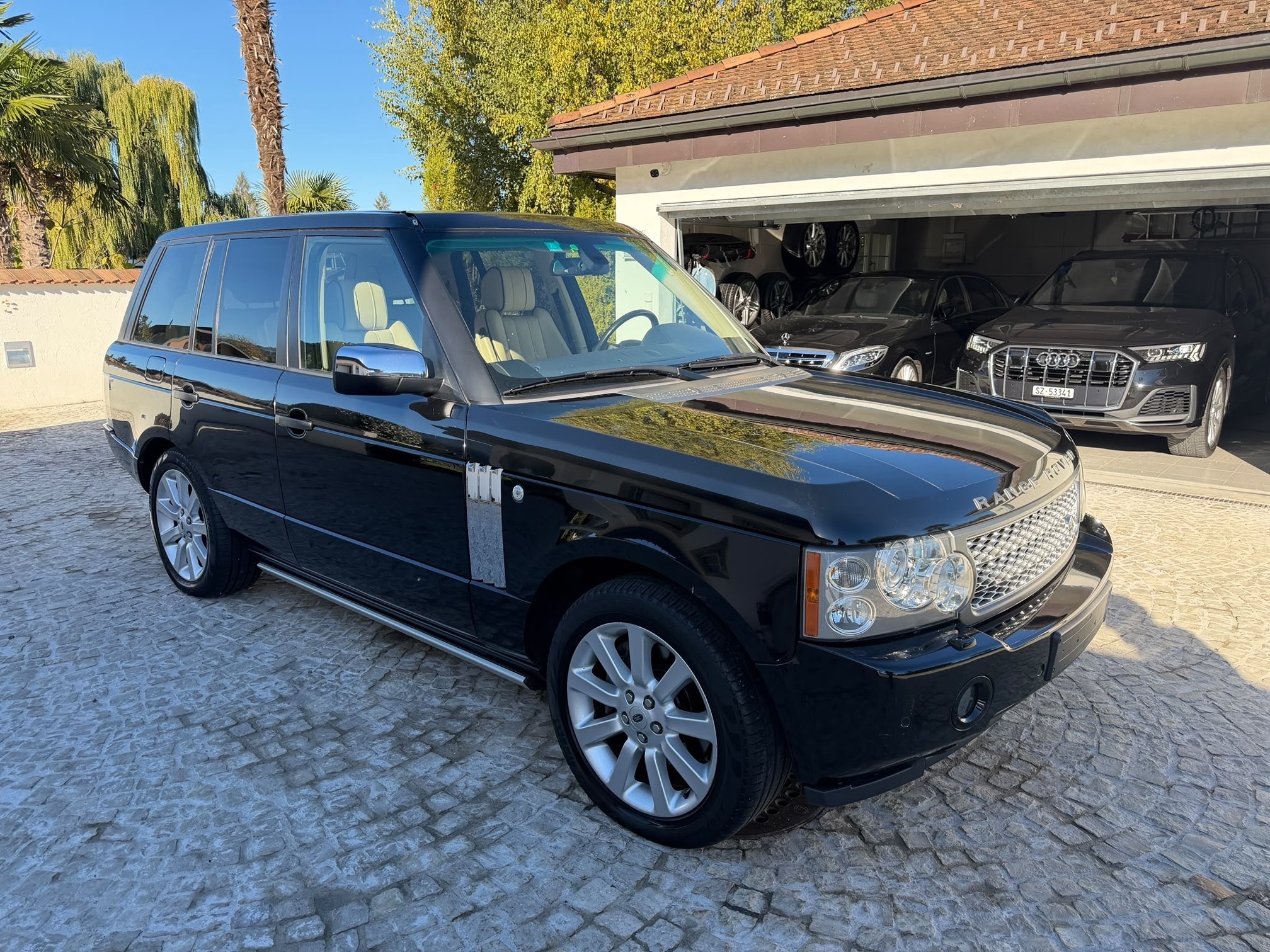 Auction Image