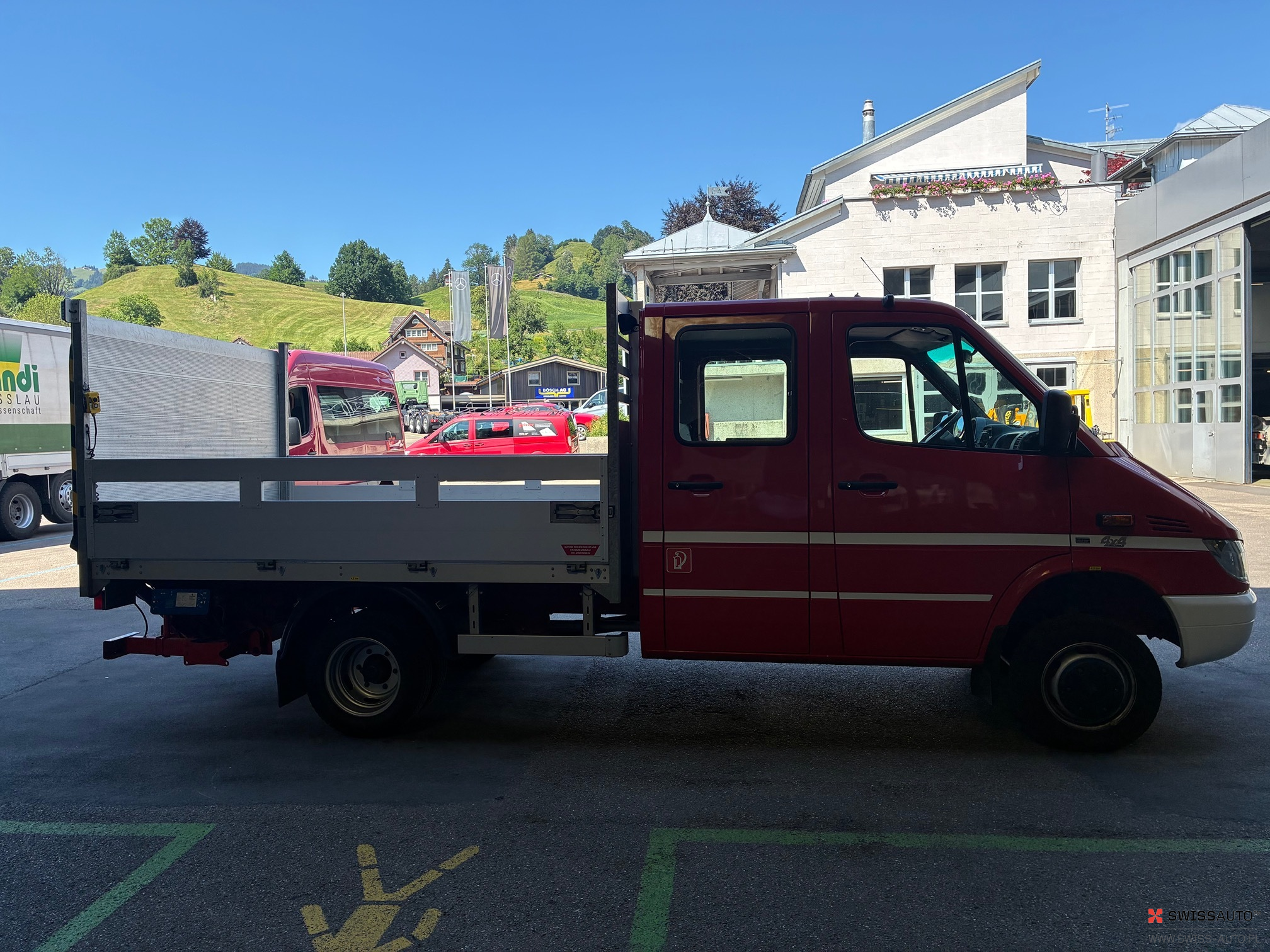Auction Image