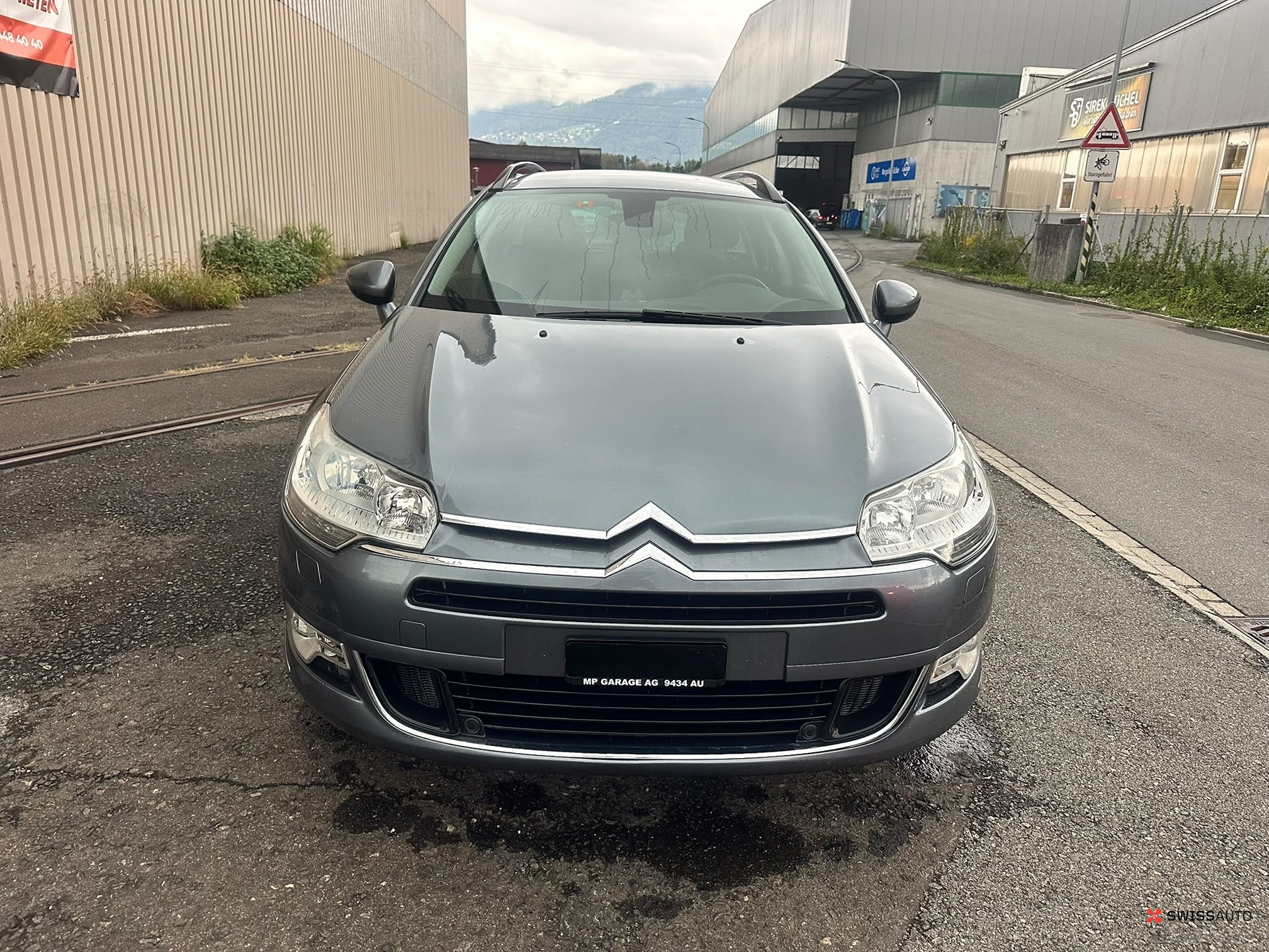 Auction Image