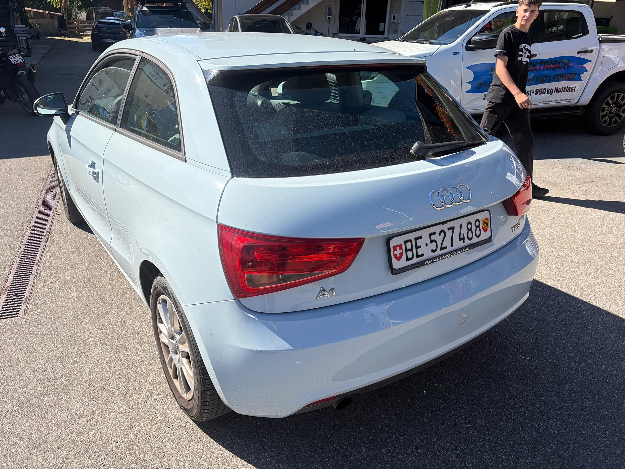 Auction Image
