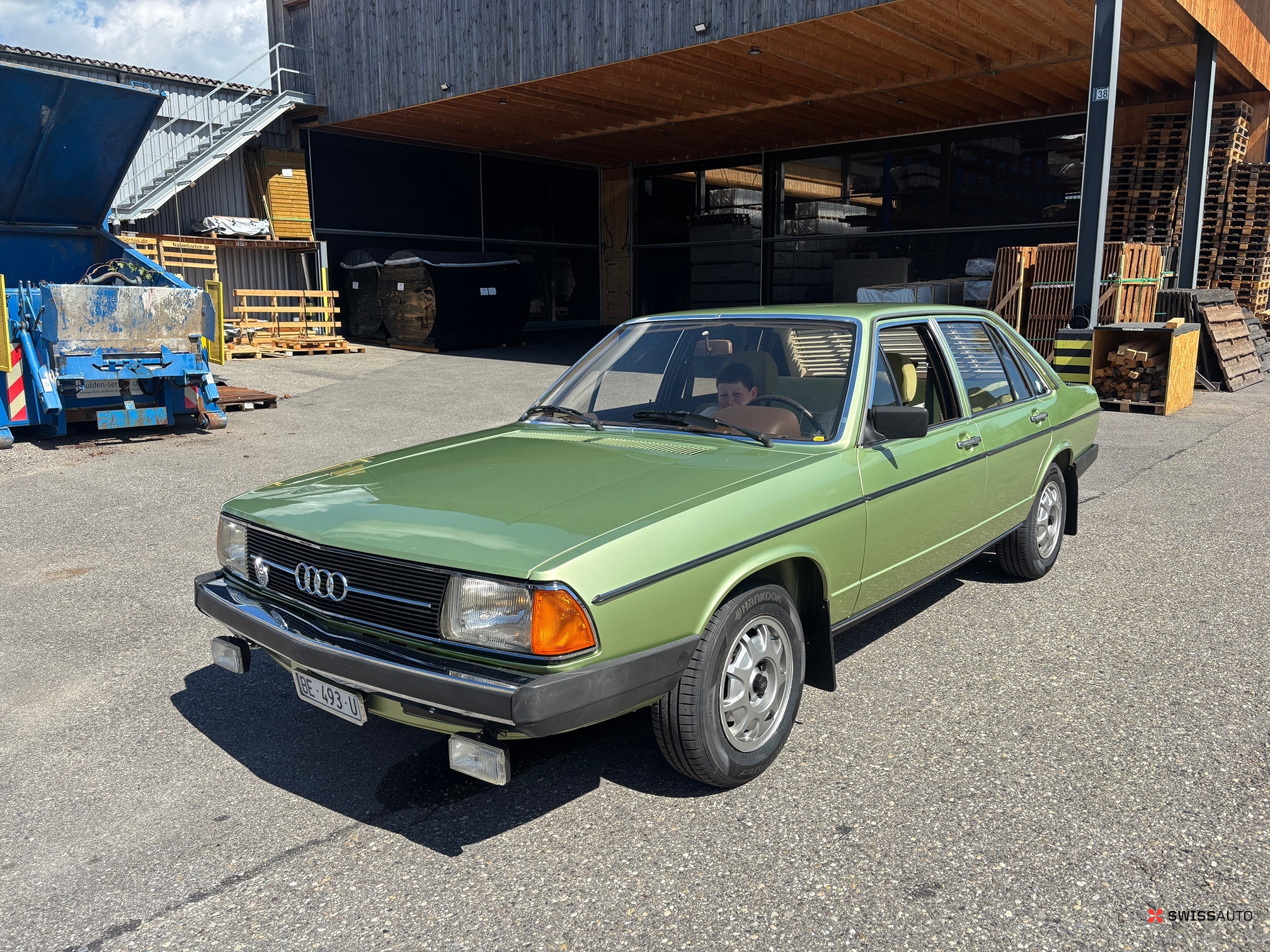 Auction Image