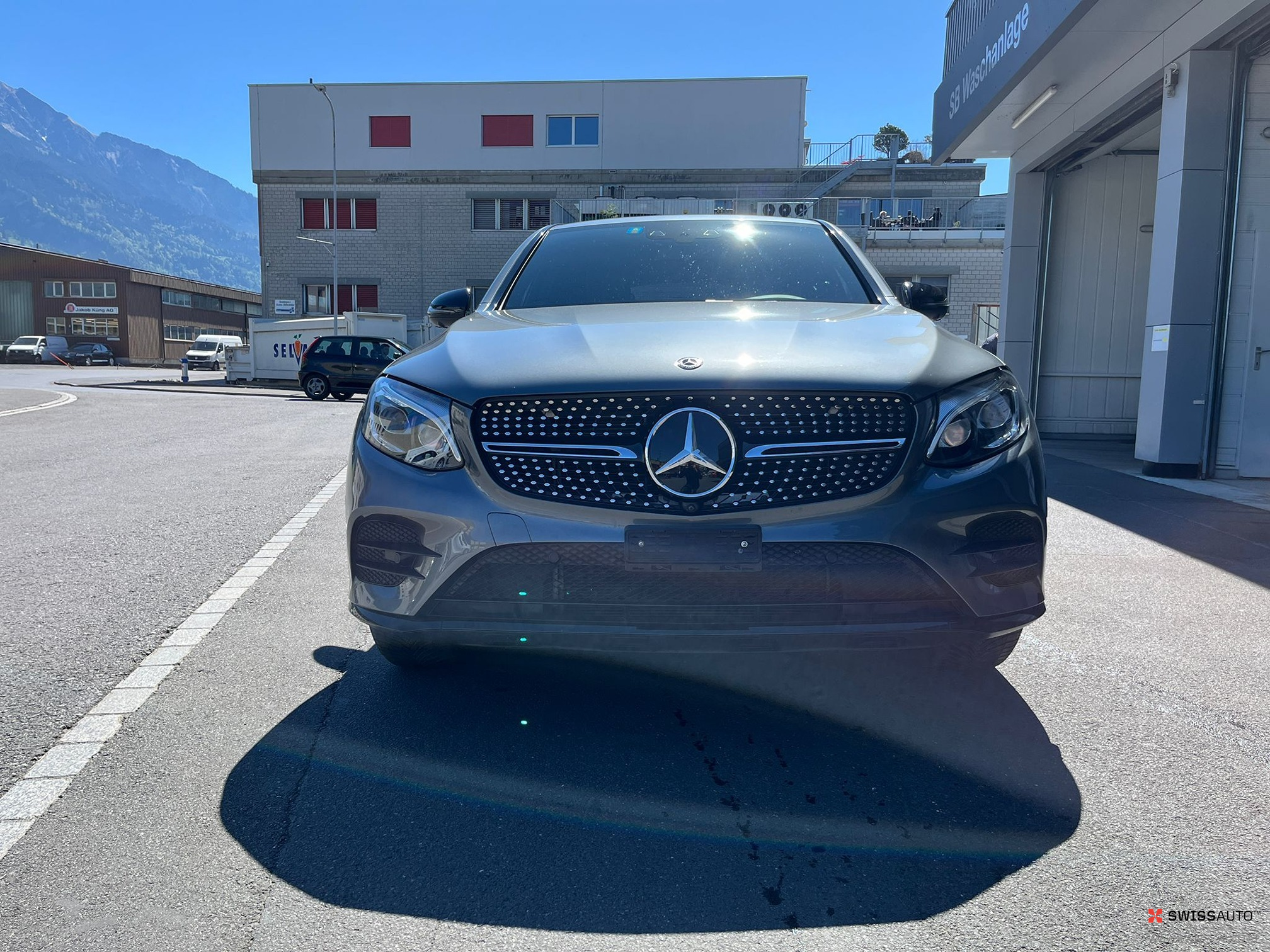 Auction Image