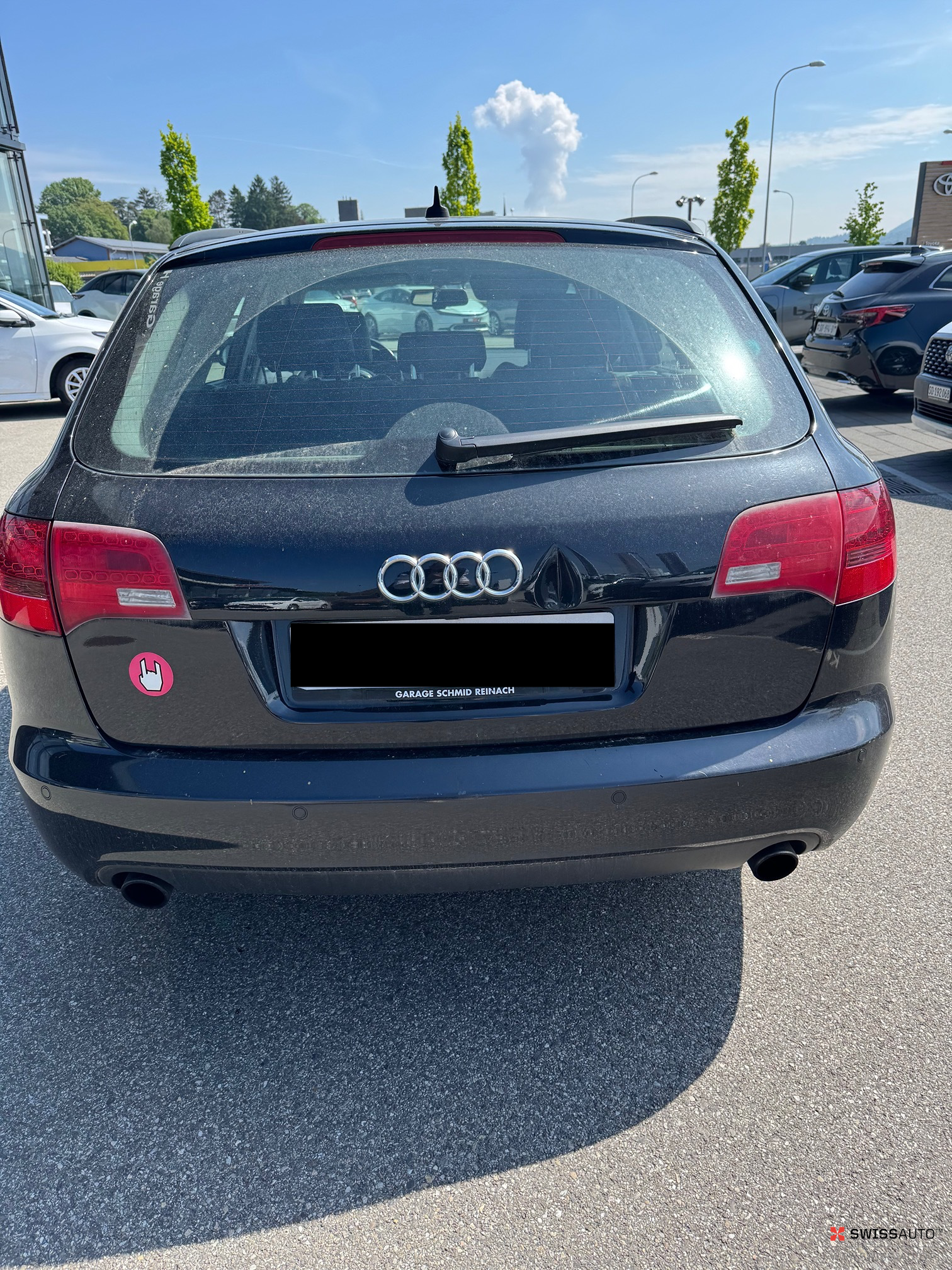 Auction Image