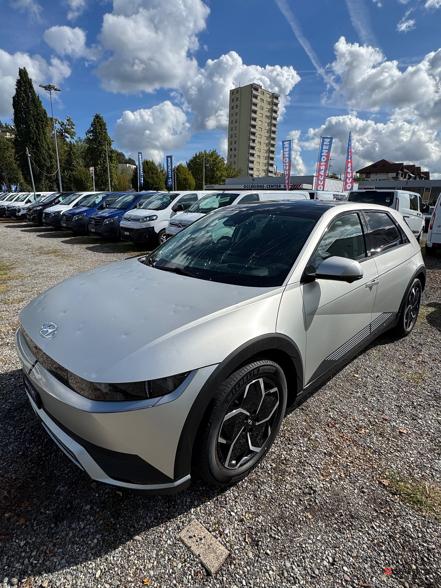 Auction Image