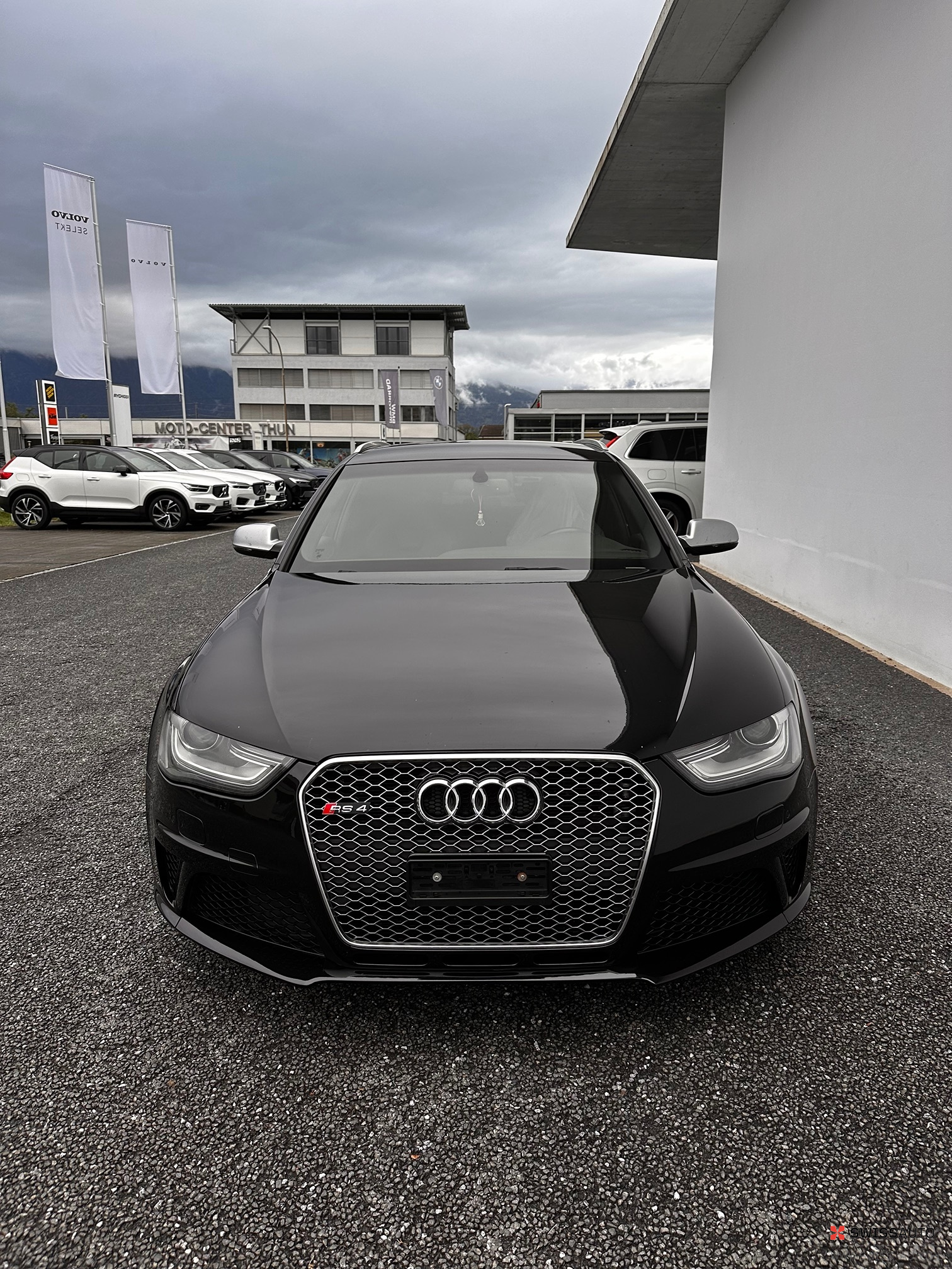 Auction Image