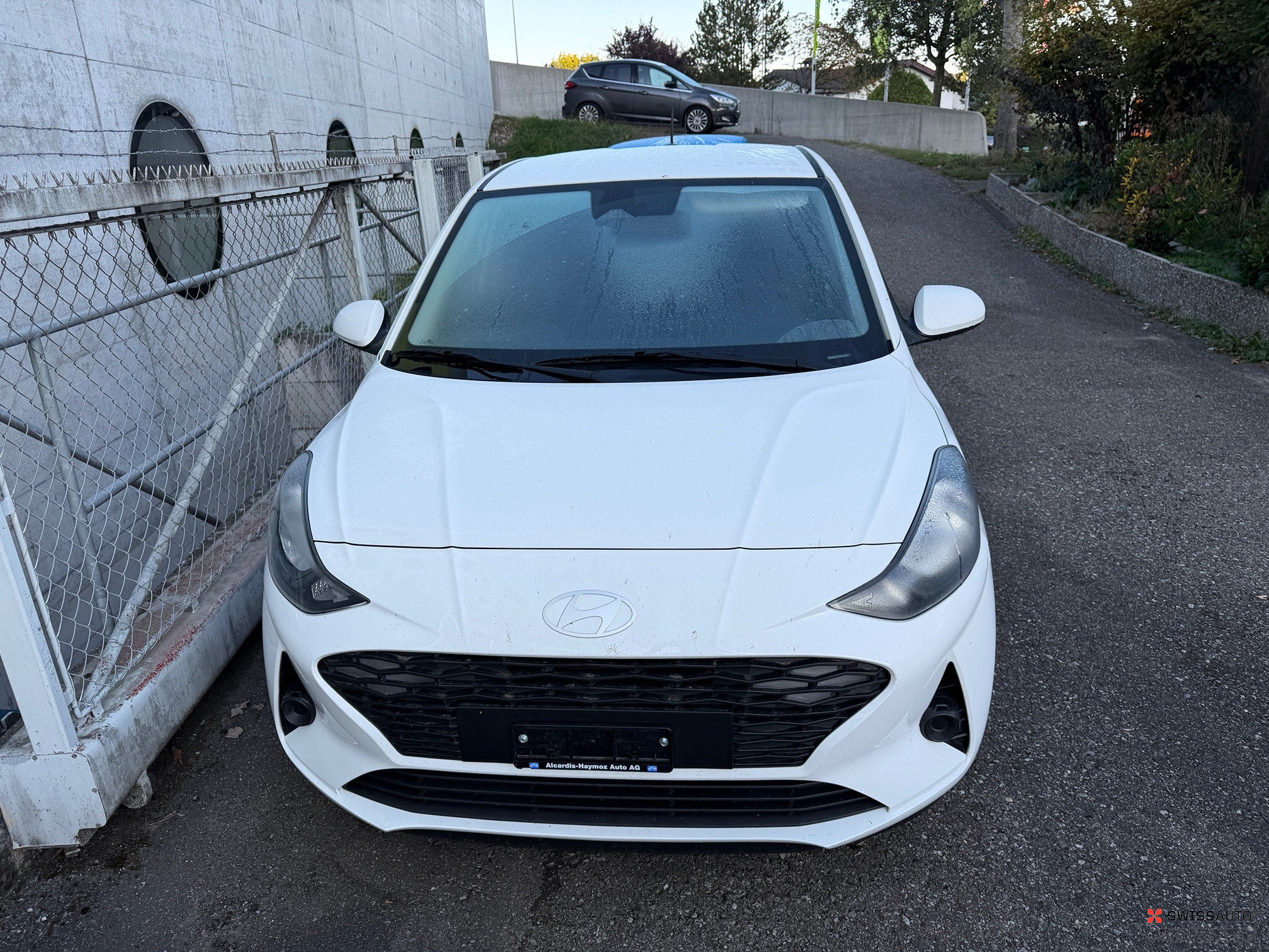 Auction Image
