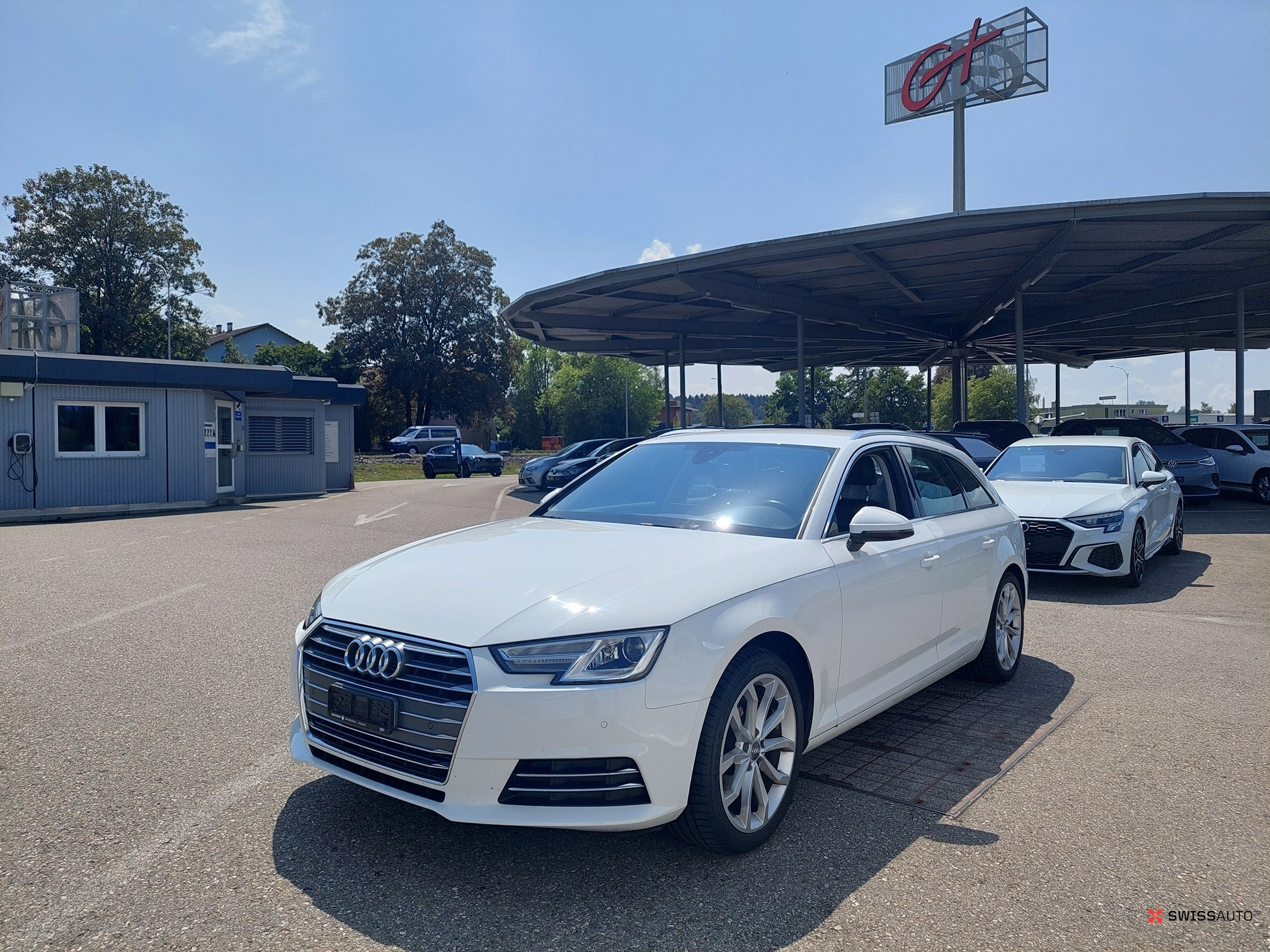Auction Image
