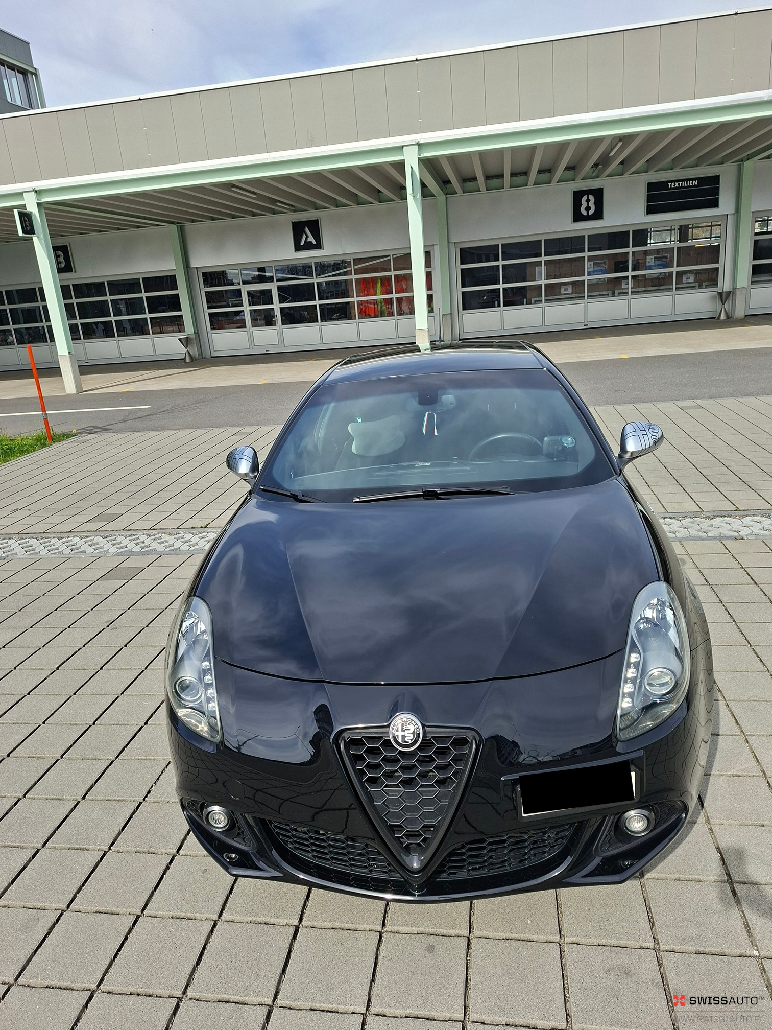 Auction Image
