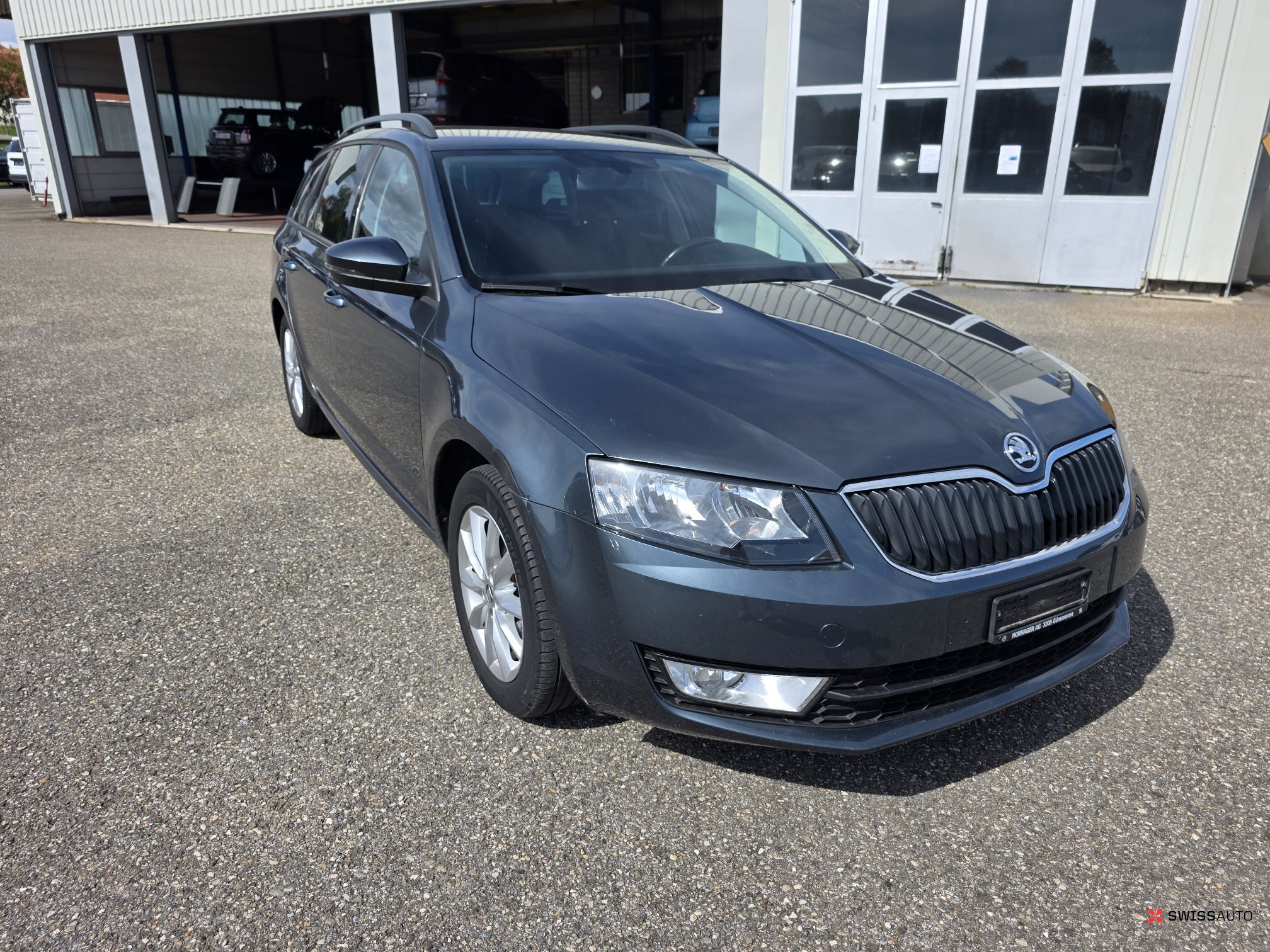 Auction Image