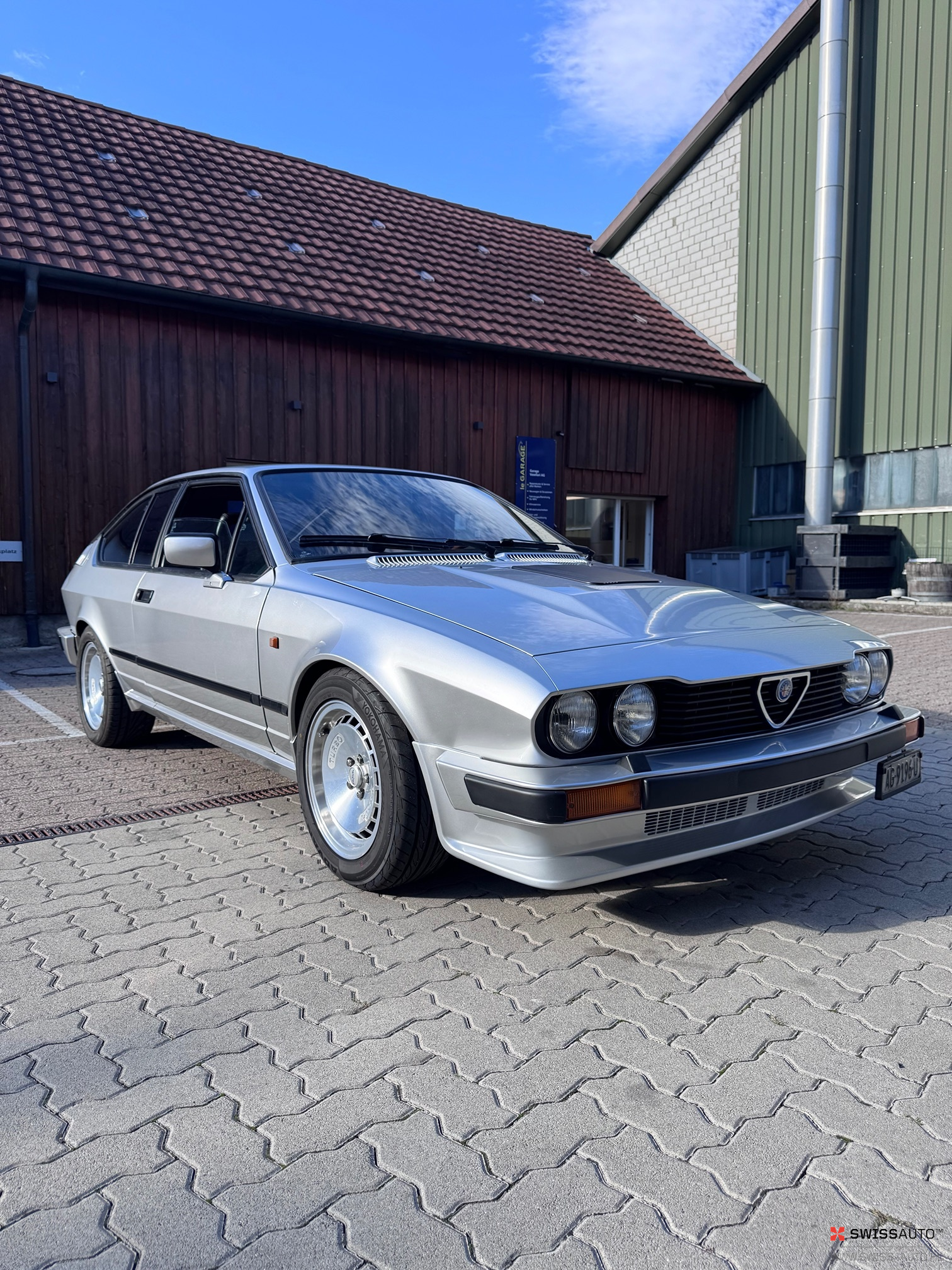 Auction Image