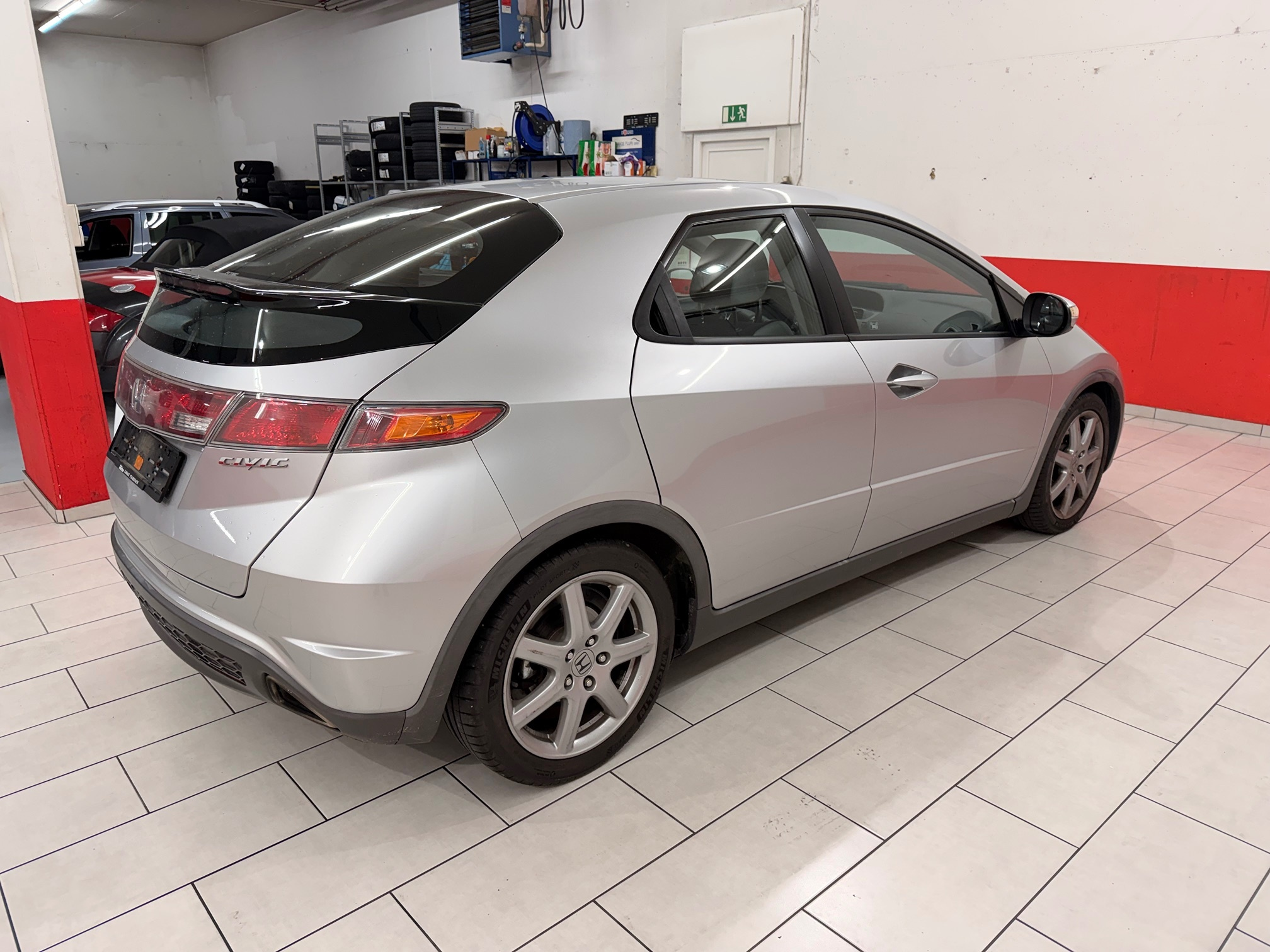 Auction Image