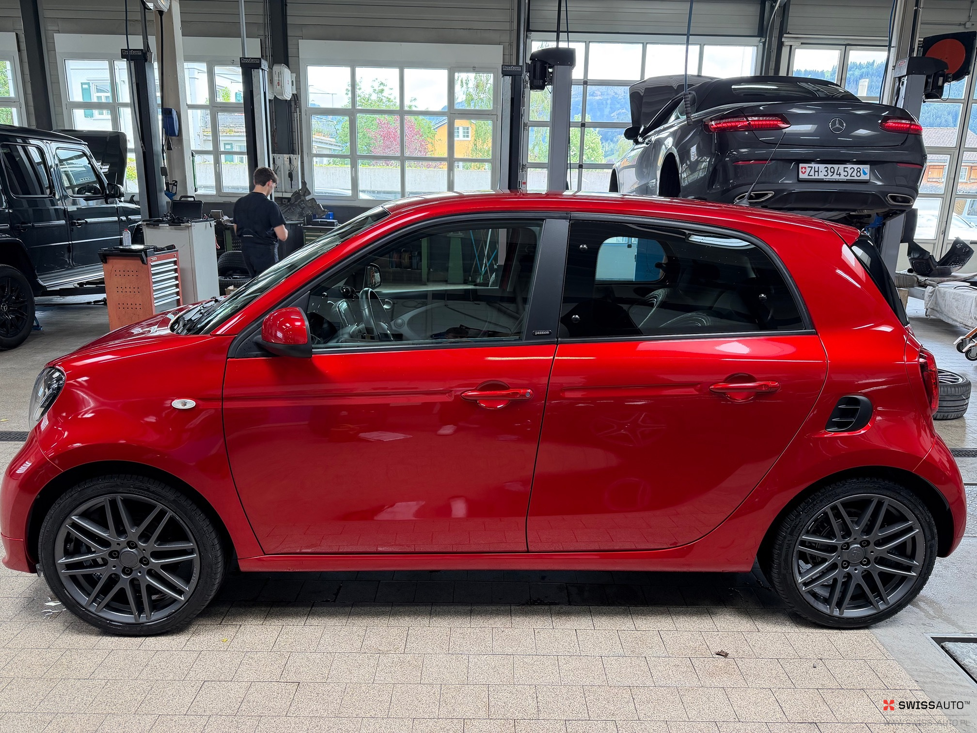 Auction Image