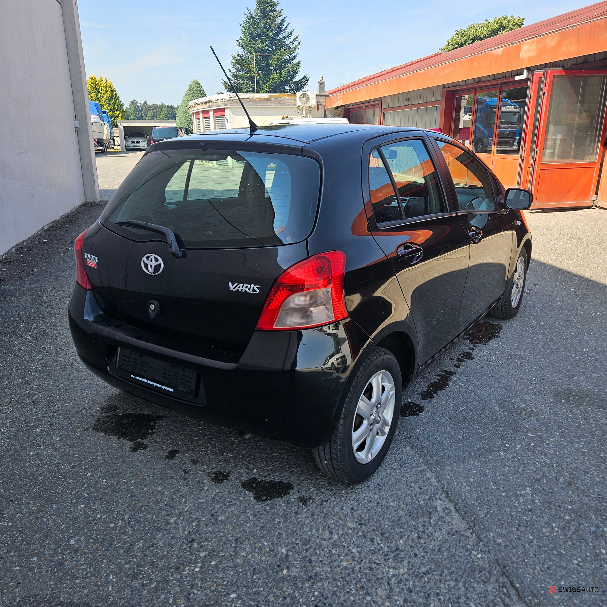 Auction Image