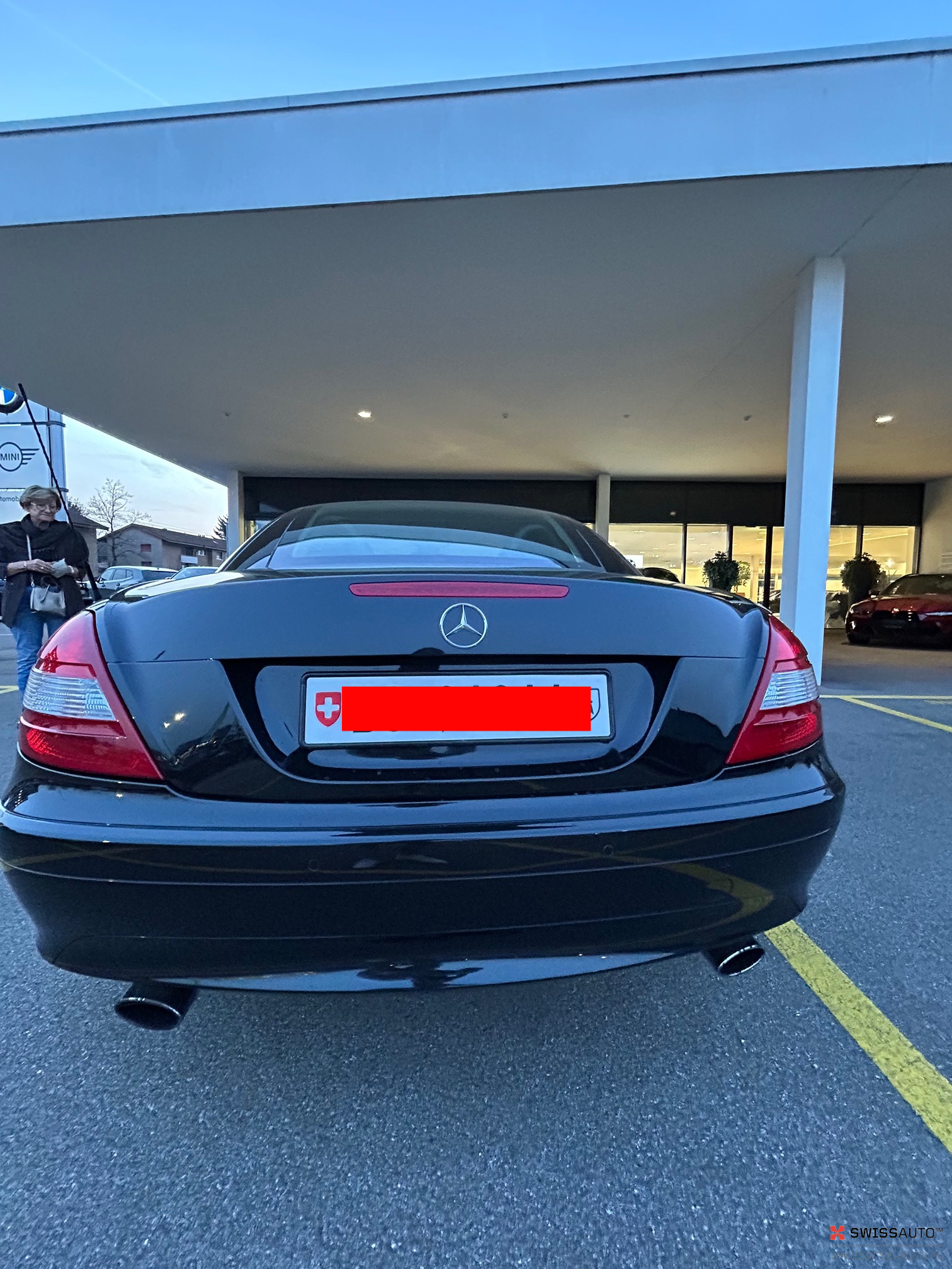 Auction Image