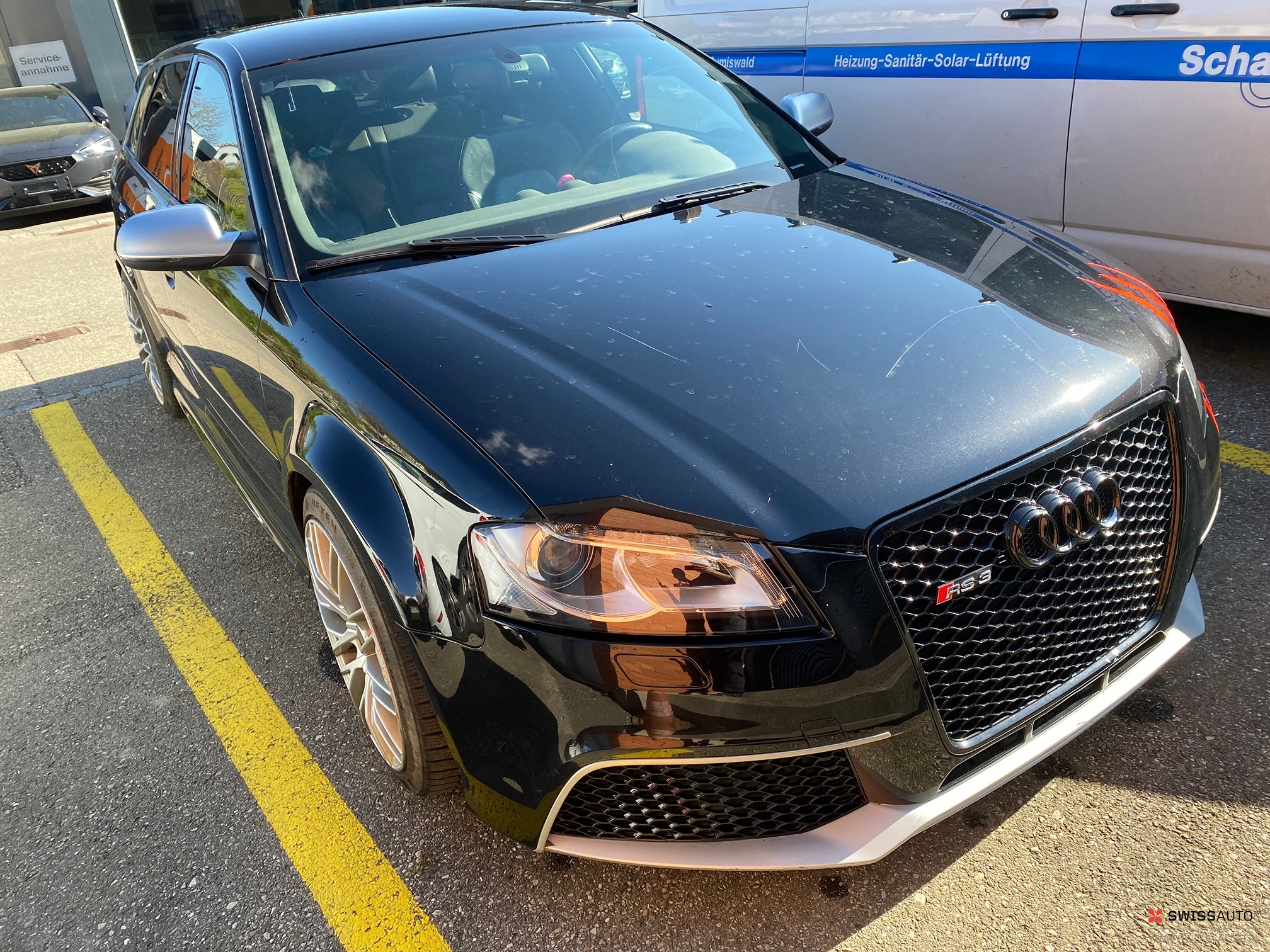 Auction Image