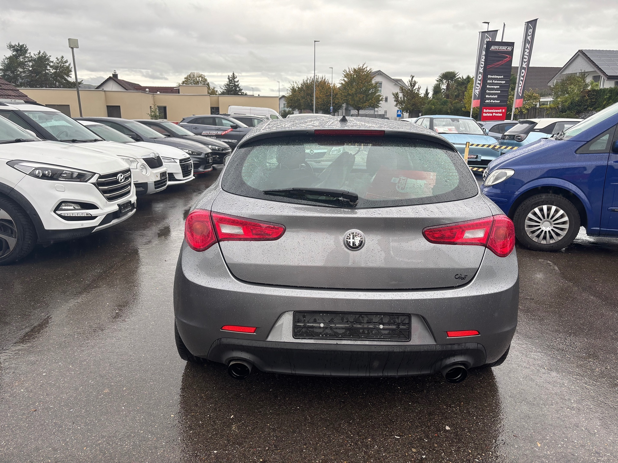Auction Image
