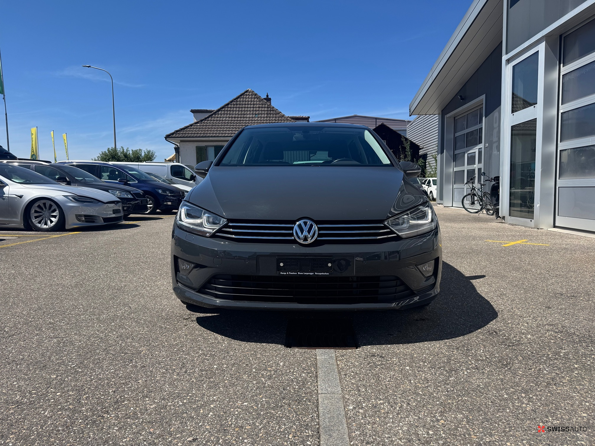 Auction Image