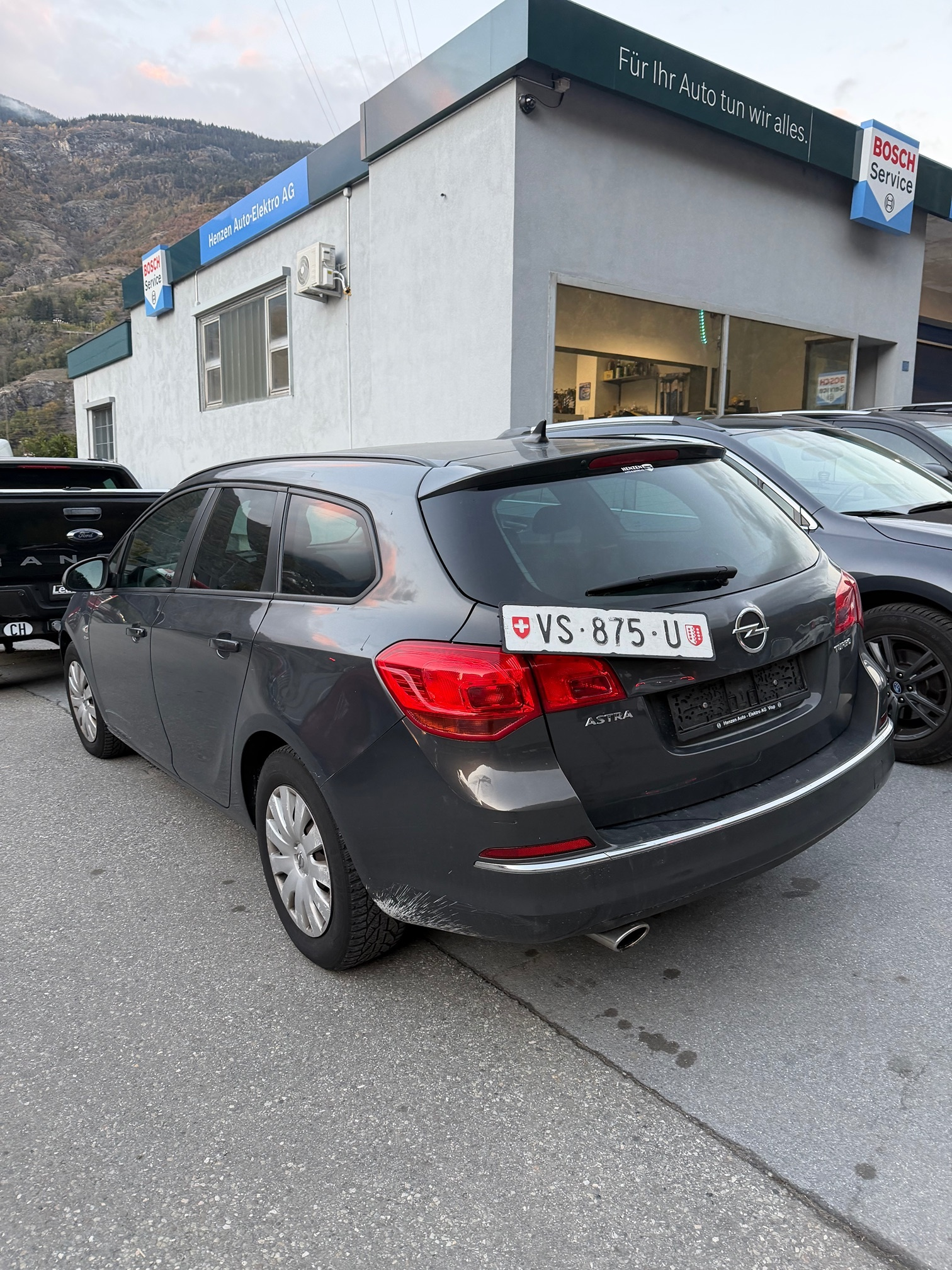 Auction Image