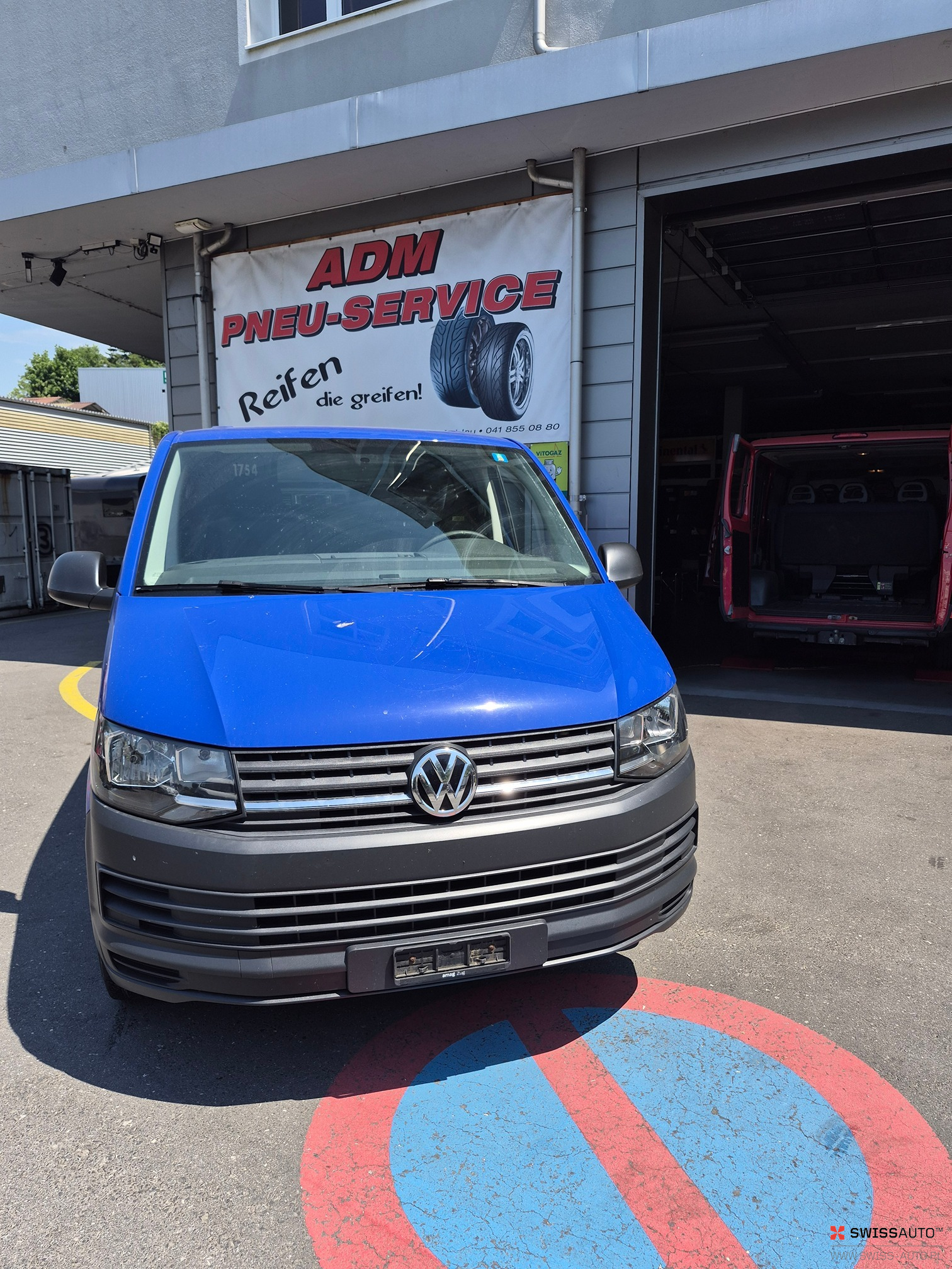 Auction Image