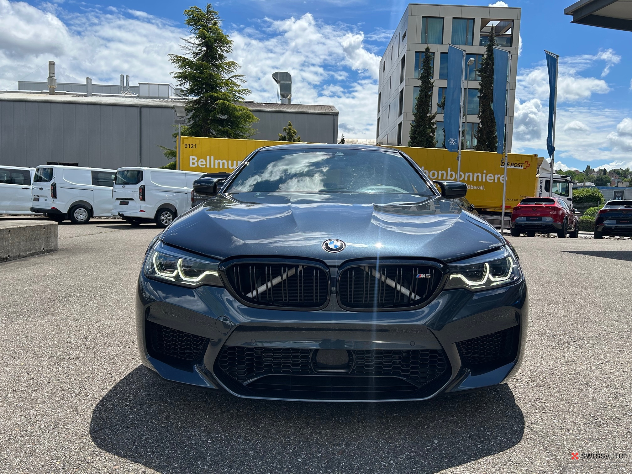 Auction Image
