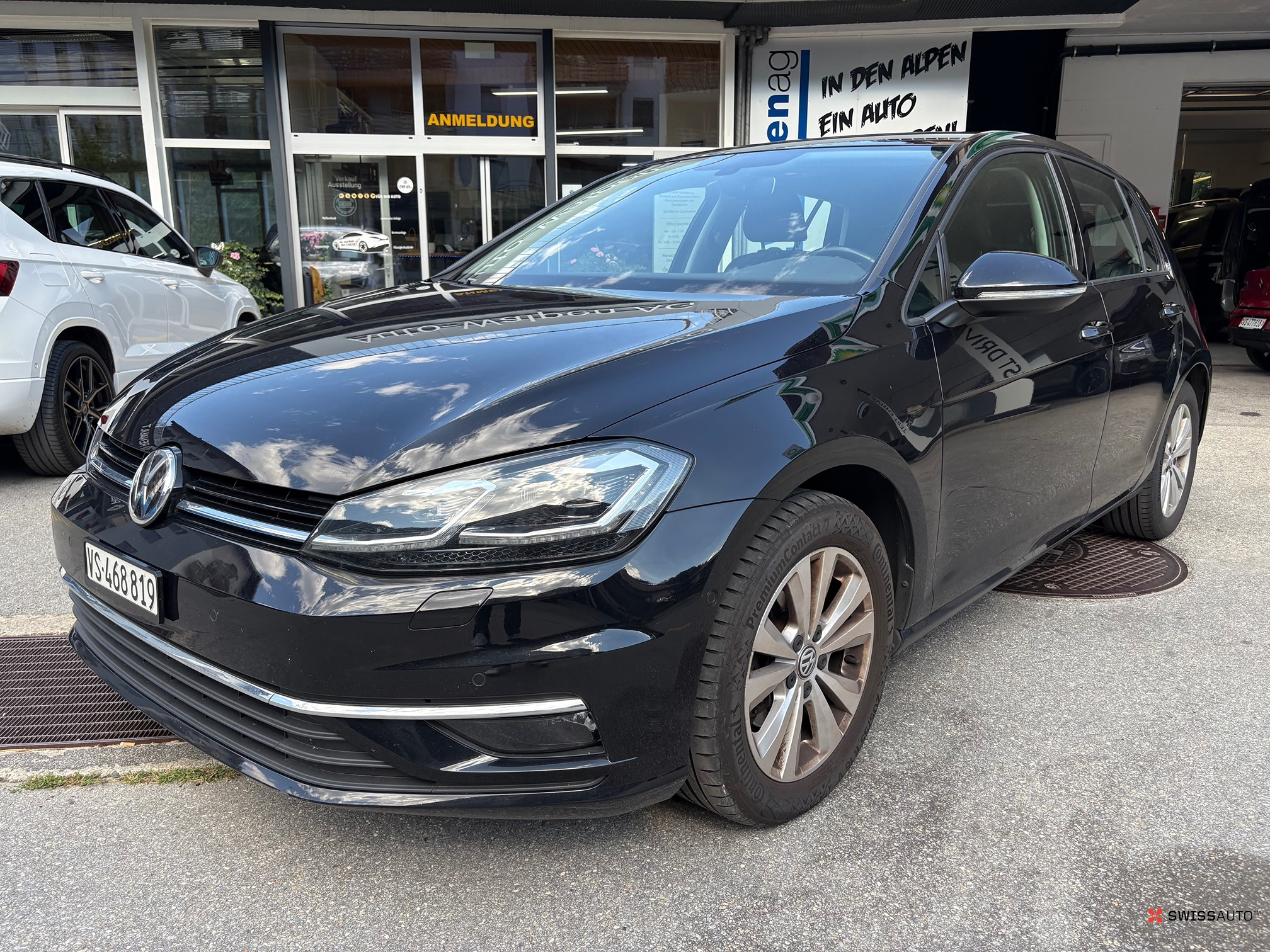 Auction Image