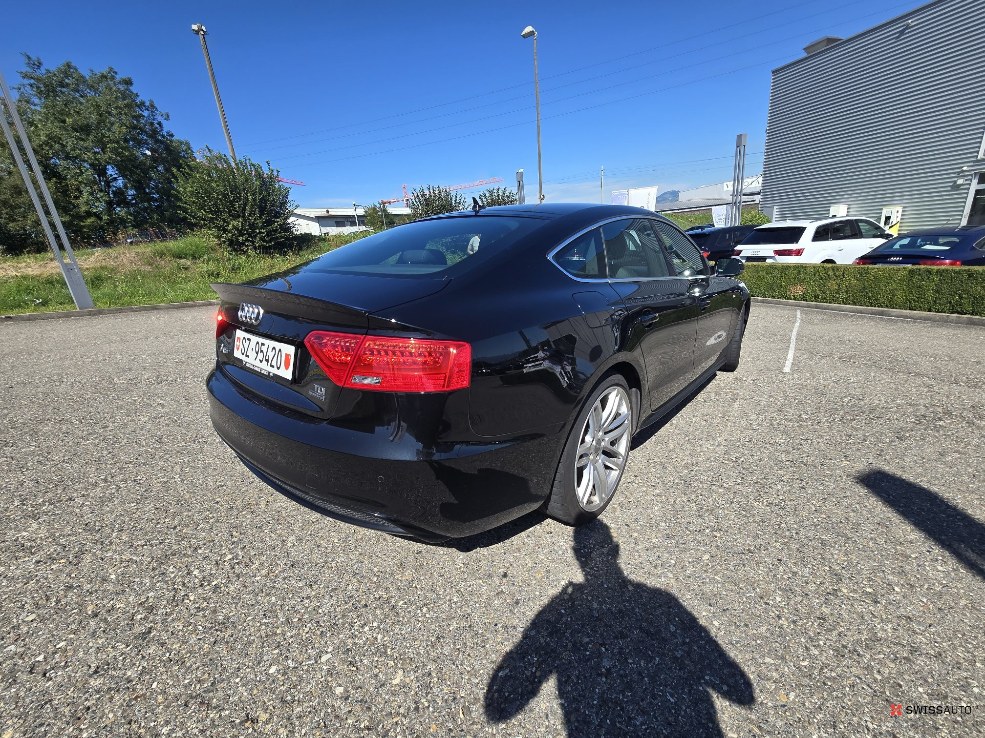 Auction Image