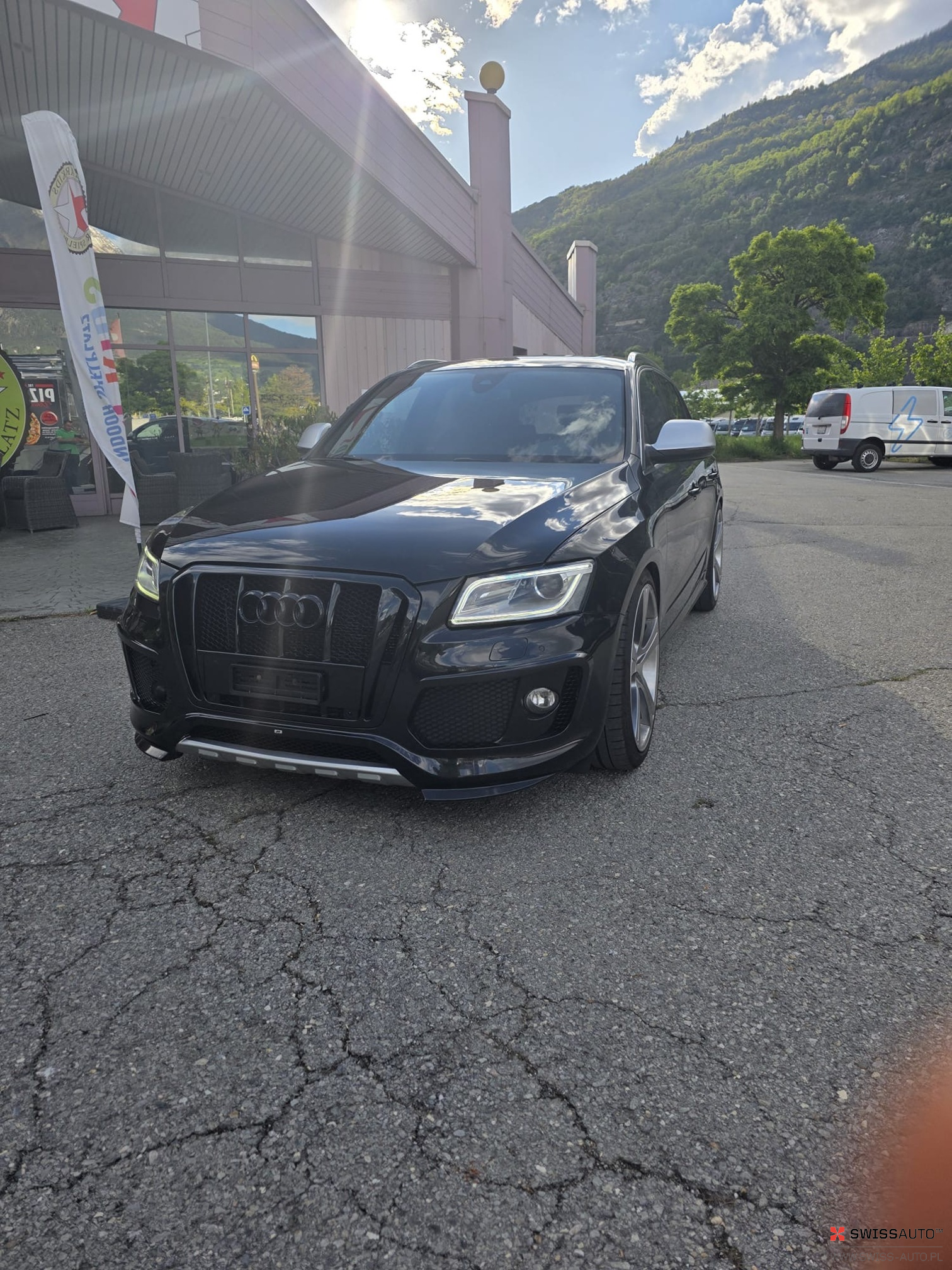 Auction Image