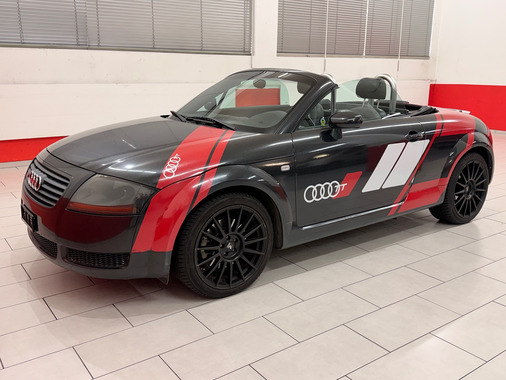 Auction Image