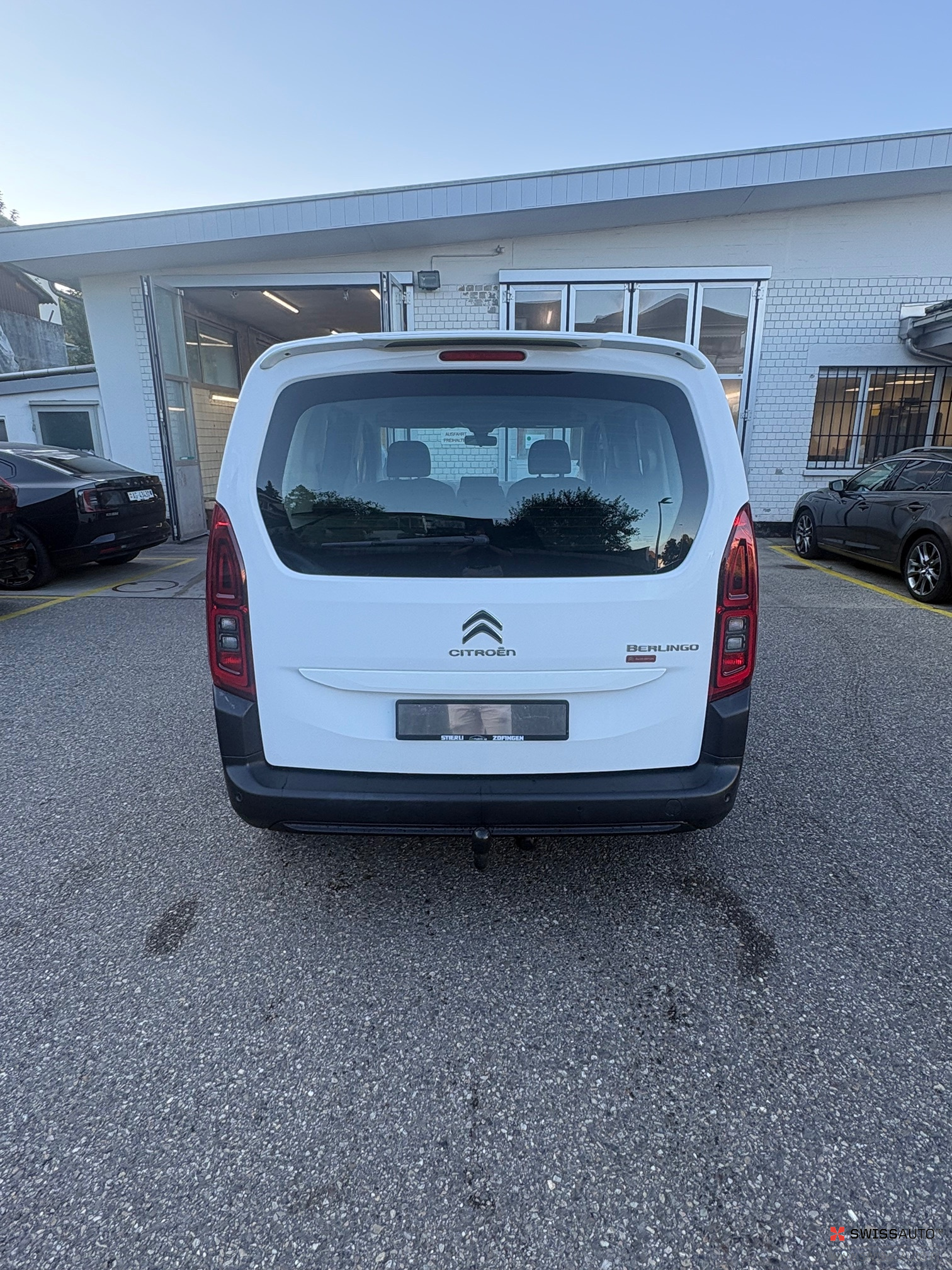 Auction Image