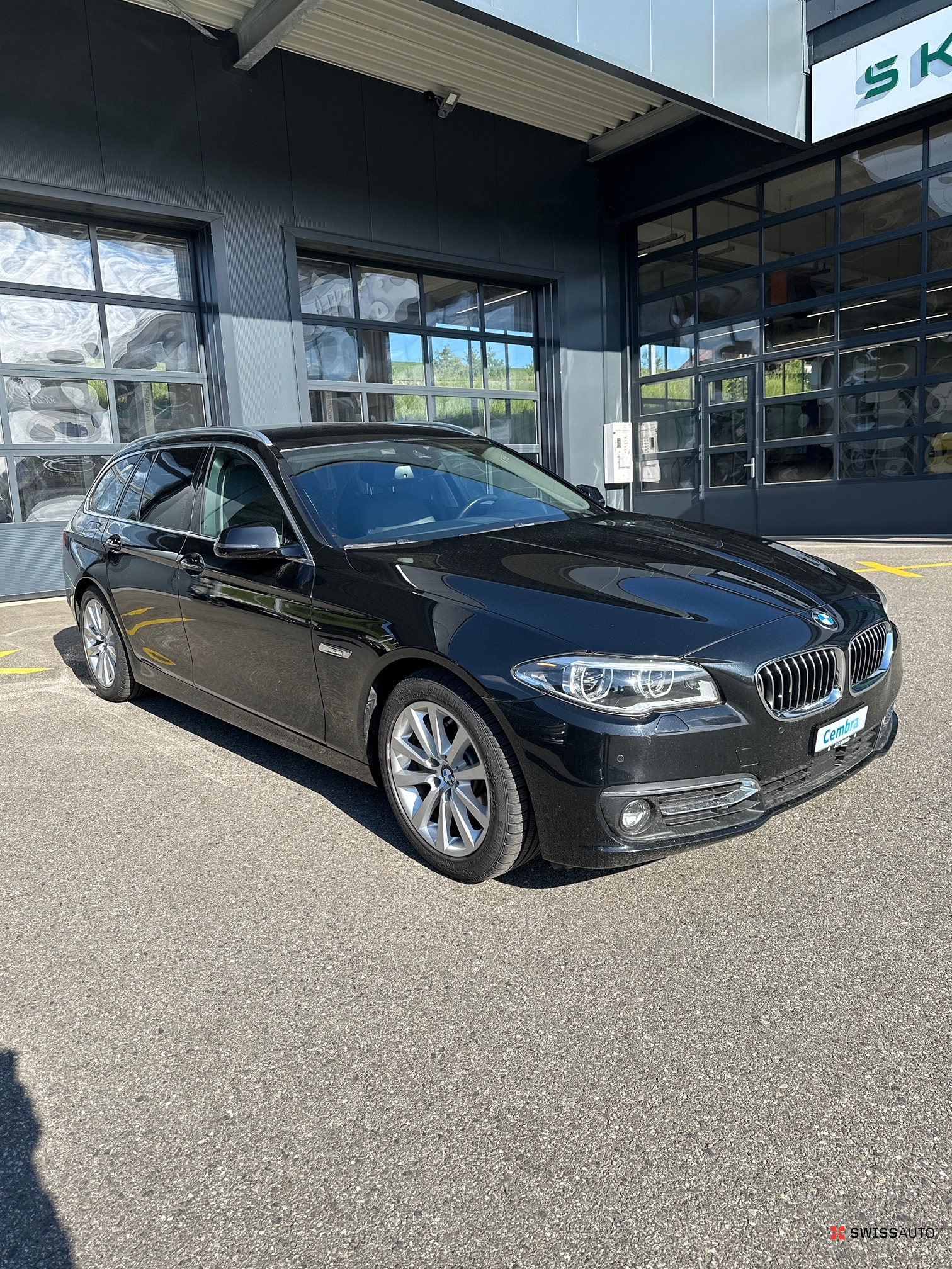 Auction Image